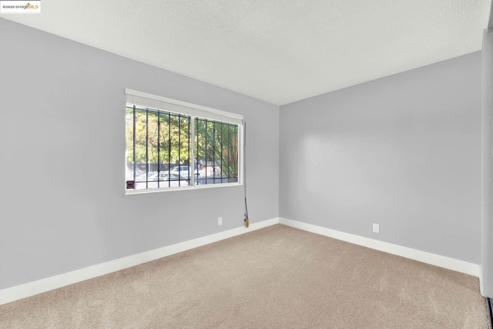 Detail Gallery Image 38 of 53 For 1232 73rd Ave, Oakland,  CA 94621 - 3 Beds | 2 Baths