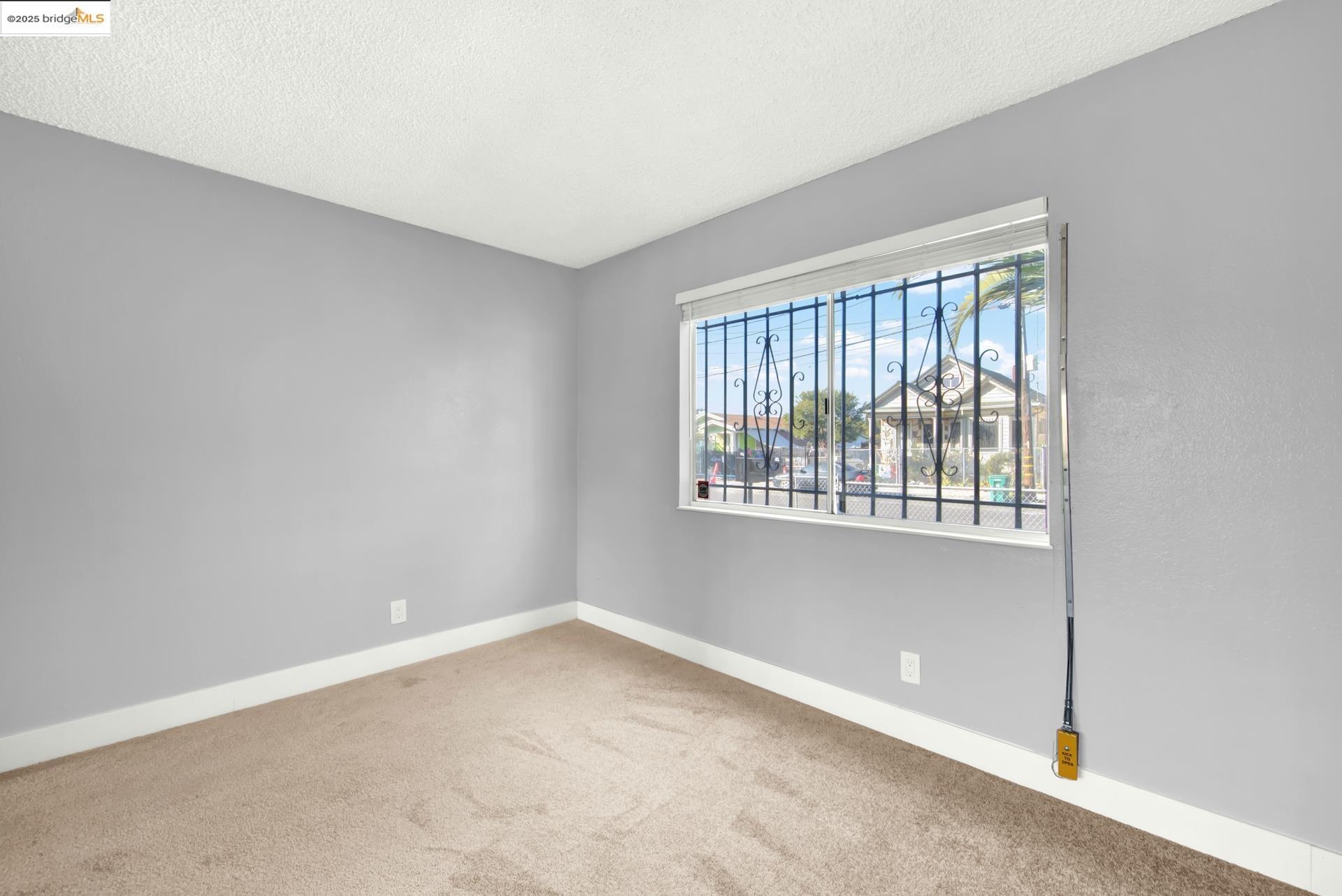 Detail Gallery Image 41 of 53 For 1232 73rd Ave, Oakland,  CA 94621 - 3 Beds | 2 Baths