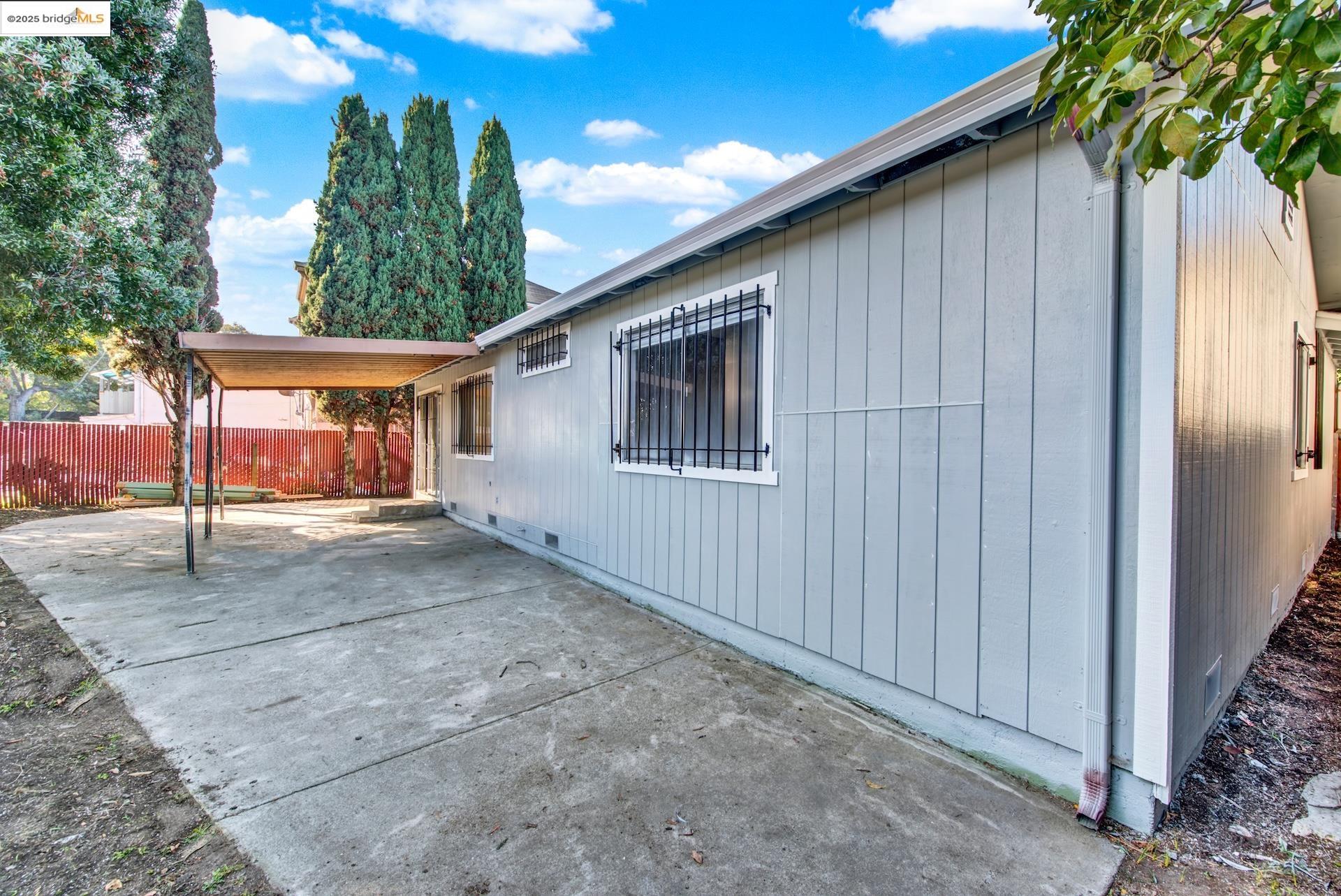 Detail Gallery Image 47 of 53 For 1232 73rd Ave, Oakland,  CA 94621 - 3 Beds | 2 Baths