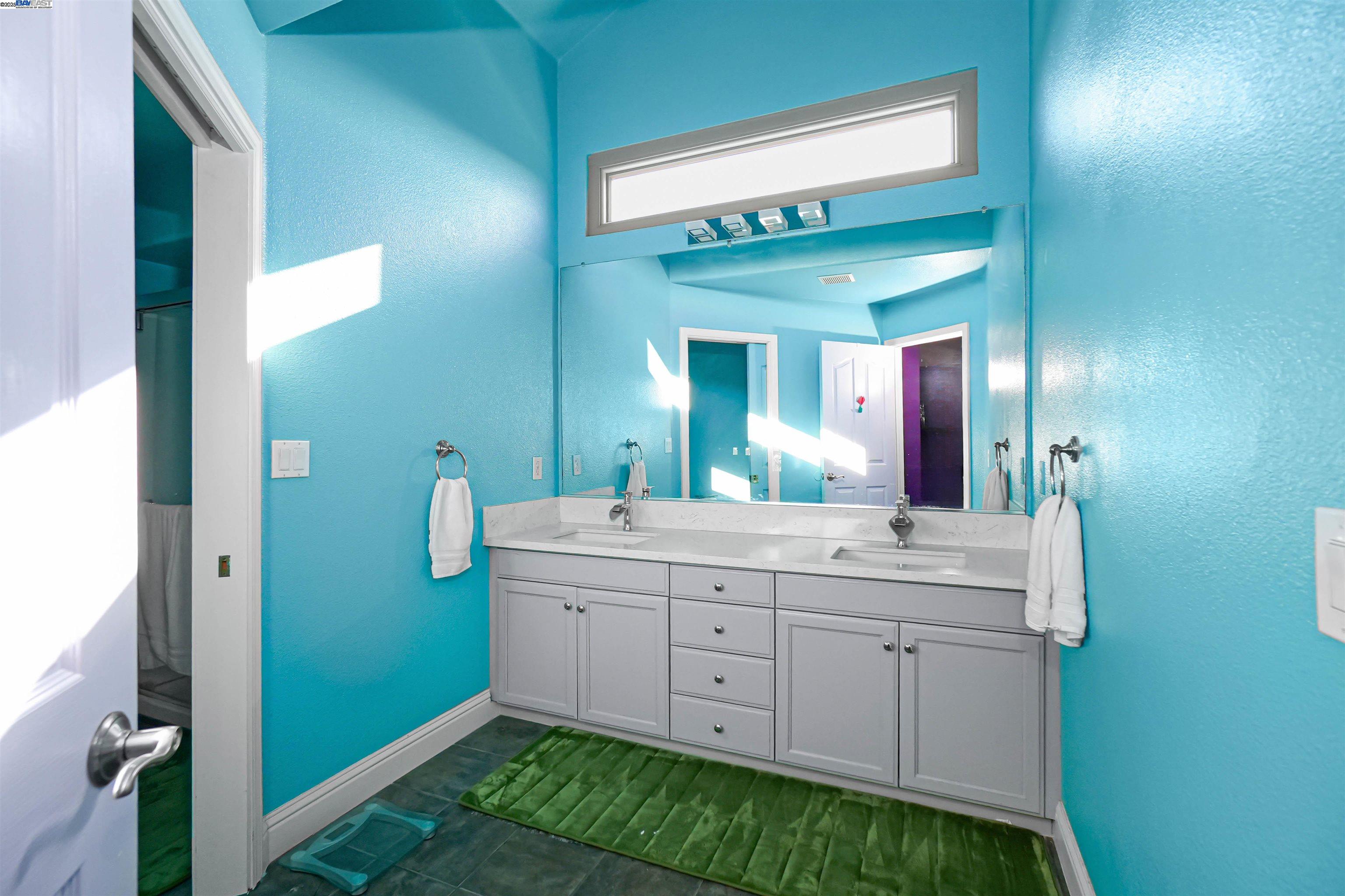 Detail Gallery Image 40 of 60 For 1445 Yorkshire Loop, Tracy,  CA 95376 - 4 Beds | 3 Baths