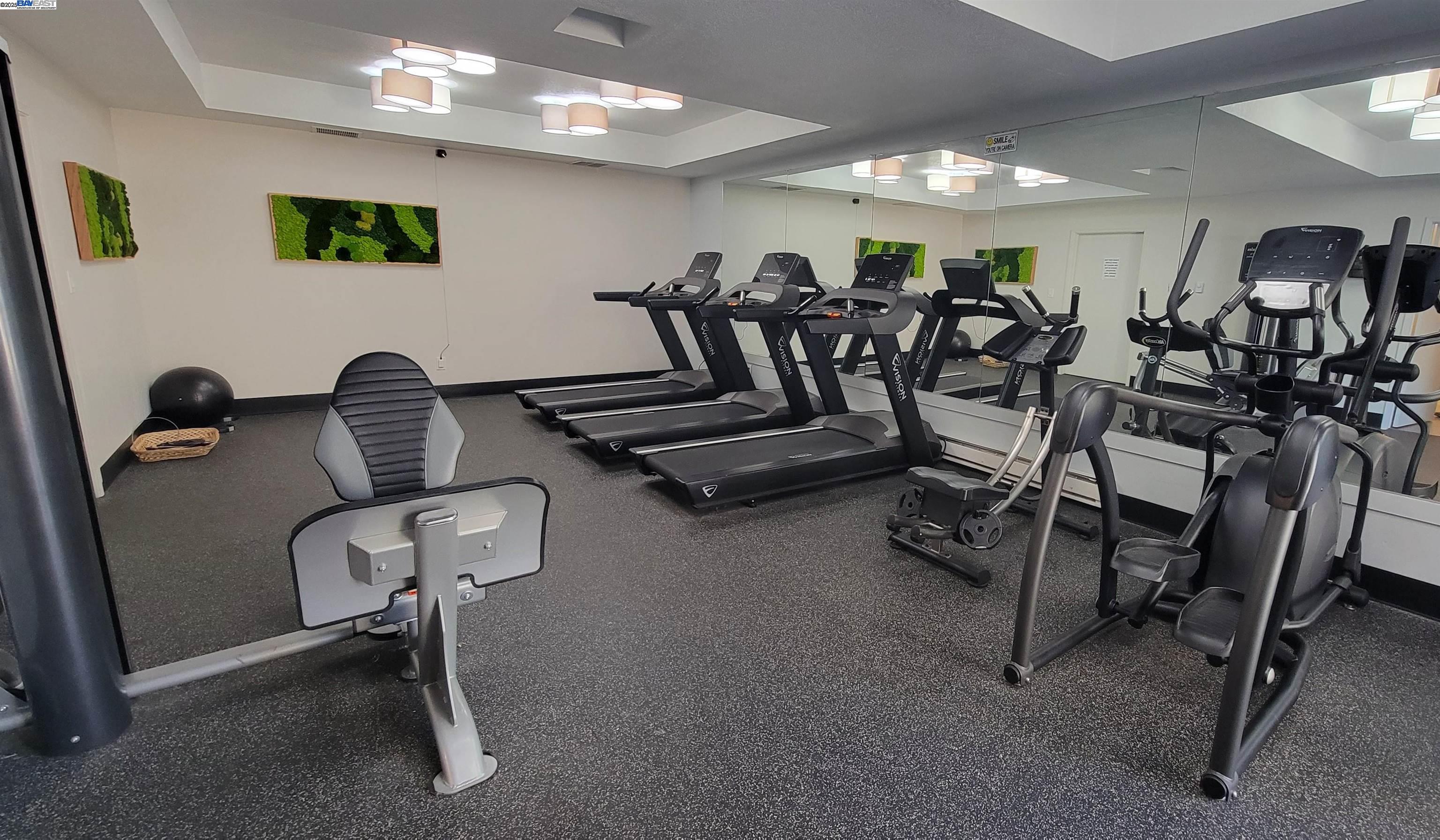 Detail Gallery Image 15 of 37 For 1321 Webster St #D119,  Alameda,  CA 94501 - 2 Beds | 1 Baths