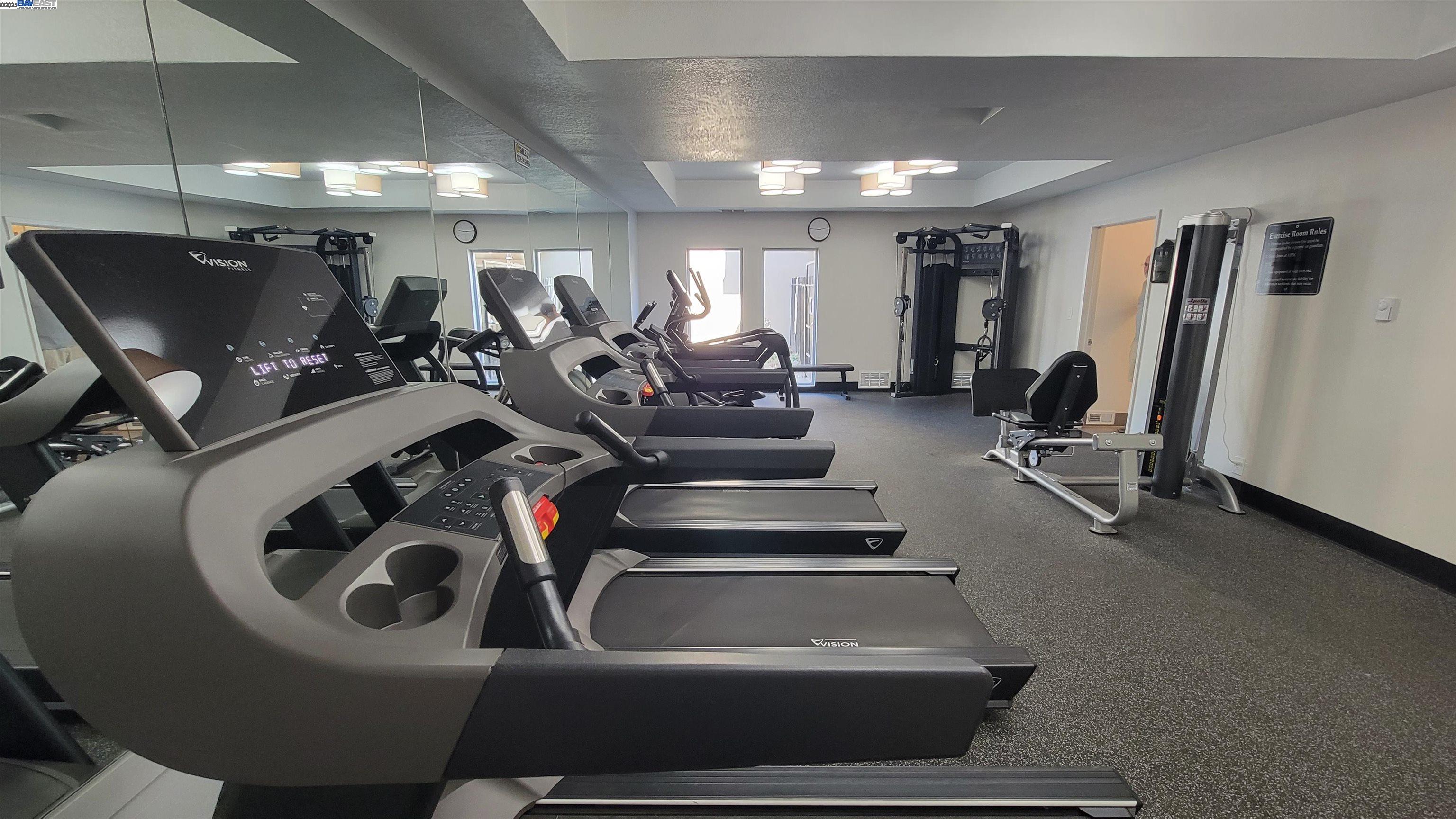 Detail Gallery Image 17 of 38 For 1321 Webster St #D119,  Alameda,  CA 94501 - 2 Beds | 1 Baths