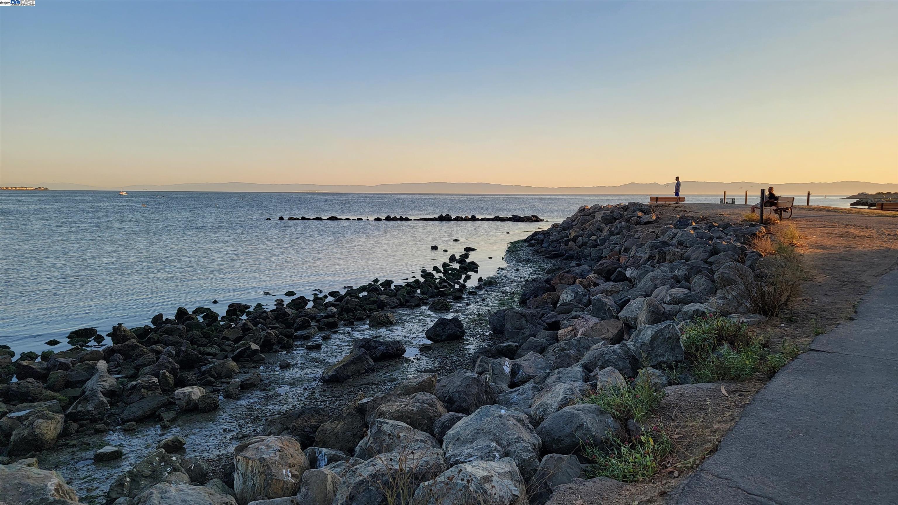 Detail Gallery Image 28 of 37 For 1321 Webster St #D119,  Alameda,  CA 94501 - 2 Beds | 1 Baths