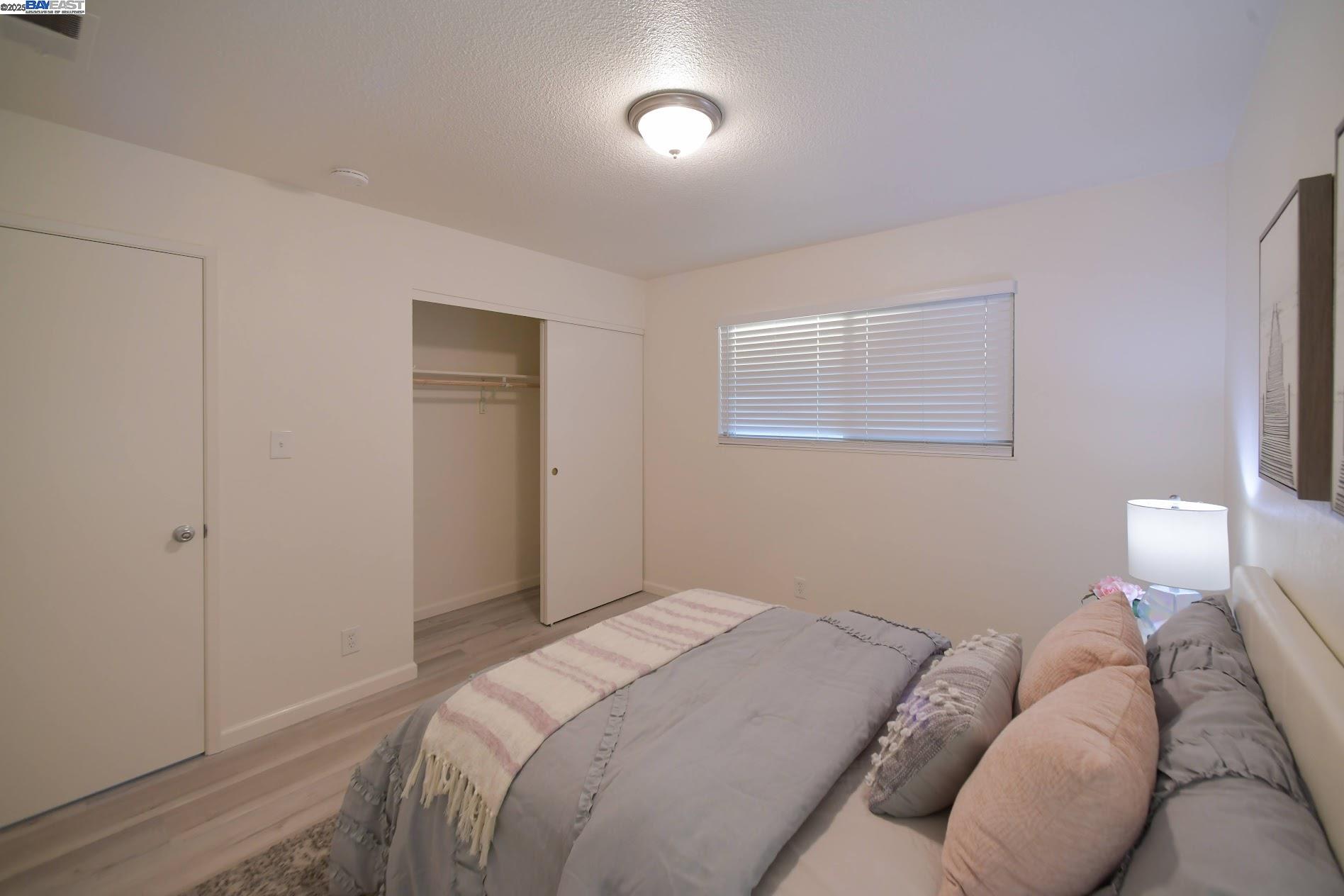 Detail Gallery Image 13 of 24 For 2363 Arf Ave, Hayward,  CA 94545 - 2 Beds | 1/1 Baths