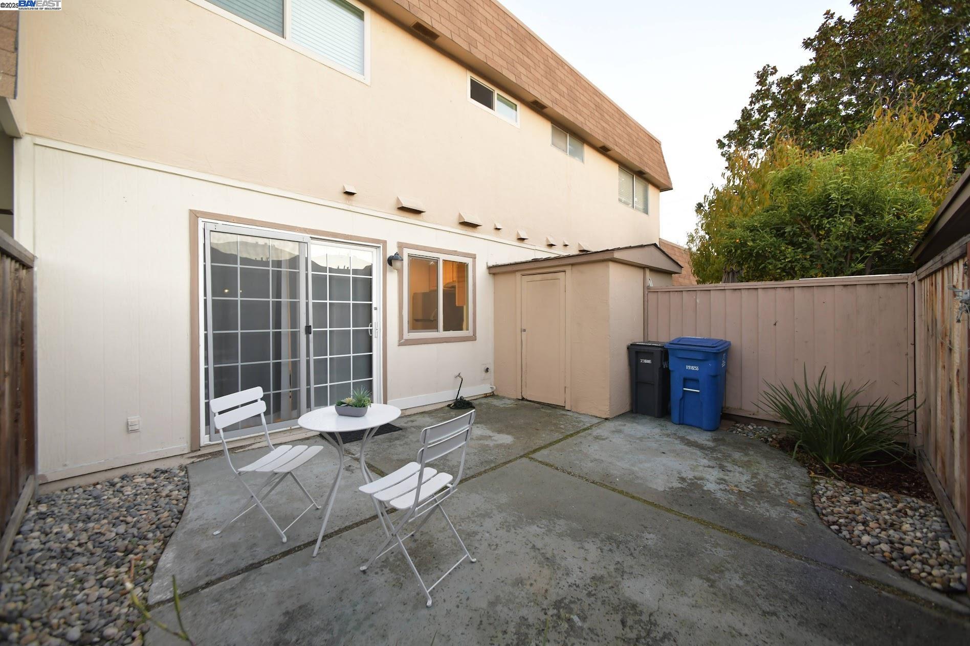 Detail Gallery Image 21 of 24 For 2363 Arf Ave, Hayward,  CA 94545 - 2 Beds | 1/1 Baths