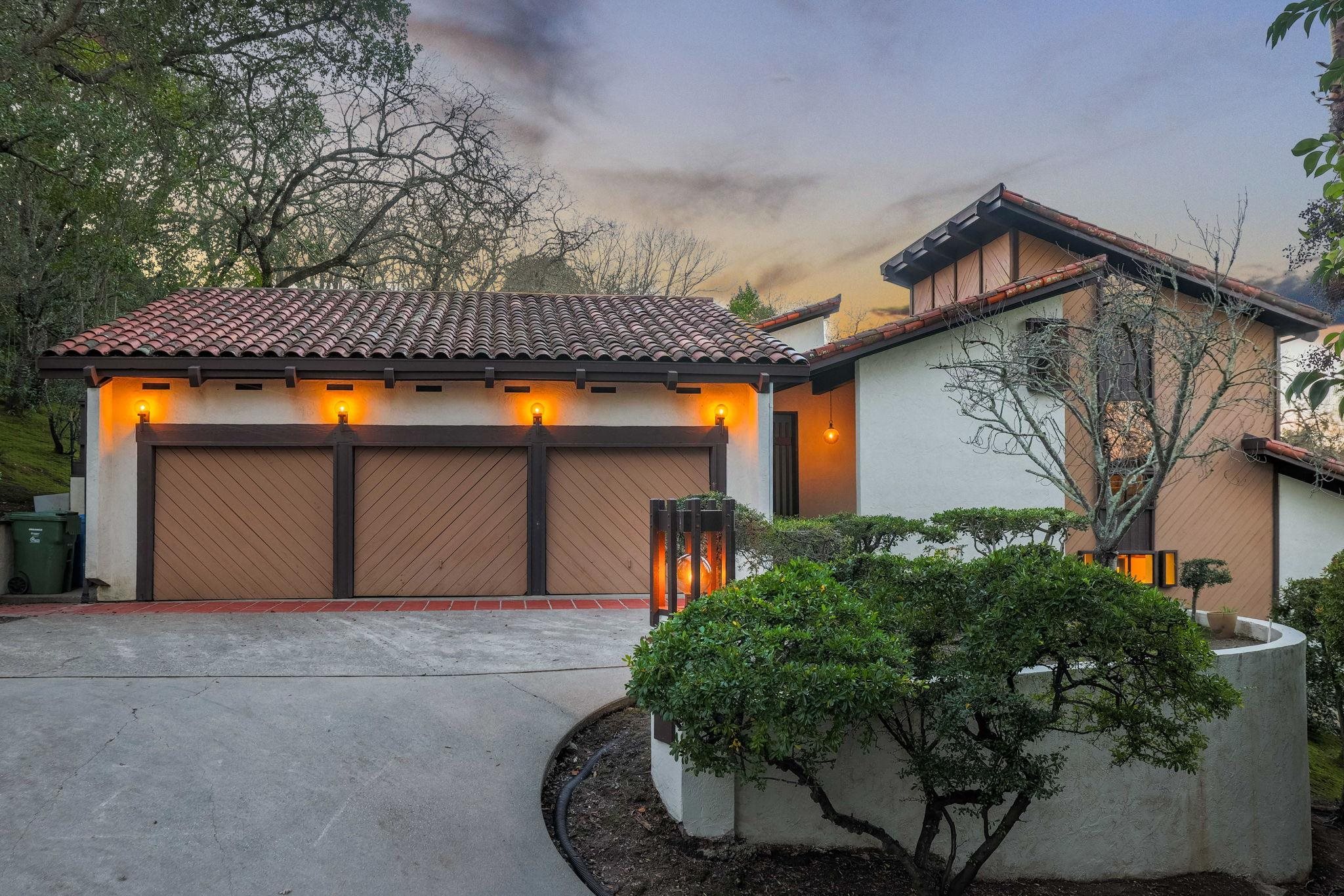 Detail Gallery Image 2 of 57 For 3912 Quail Ridge Rd, Lafayette,  CA 94549-2914 - 5 Beds | 3 Baths