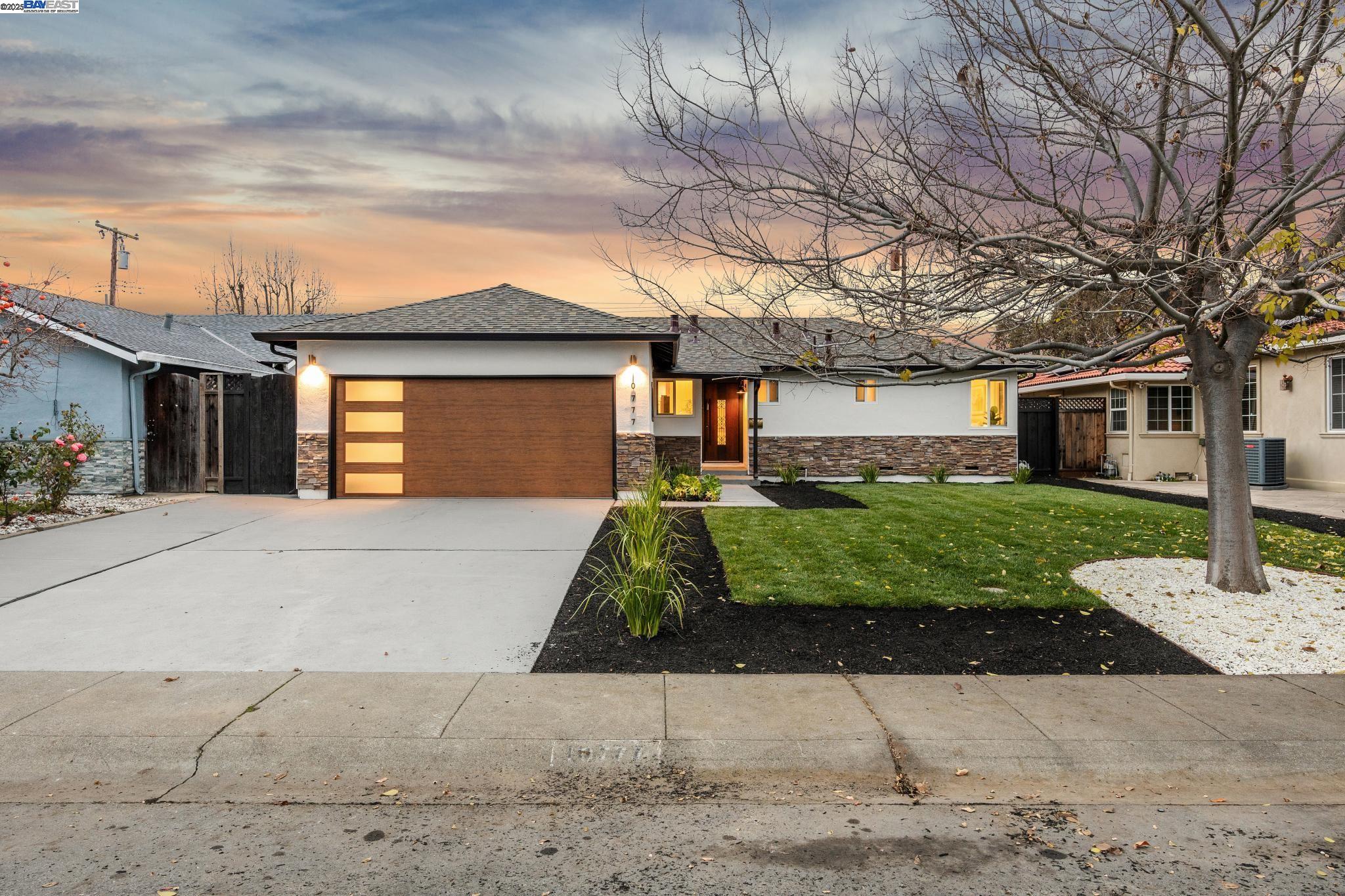 Front Image Thumbnail for BE41119479