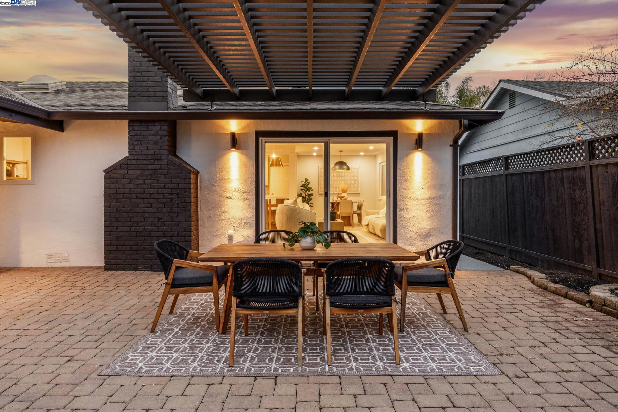 Detail Gallery Image 47 of 57 For 10777 W Estates Dr, Cupertino,  CA 95014 - 3 Beds | 3 Baths