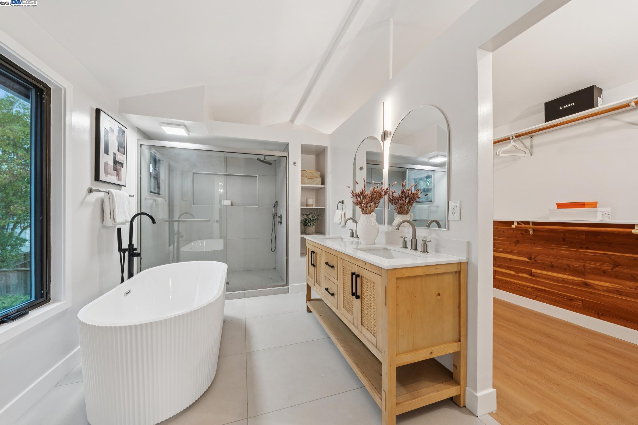 Detail Gallery Image 34 of 60 For 41 Bonita Ct, Walnut Creek,  CA 94595 - 4 Beds | 3 Baths