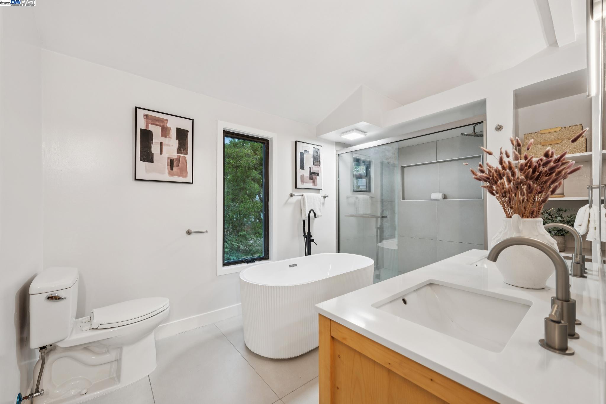 Detail Gallery Image 35 of 60 For 41 Bonita Ct, Walnut Creek,  CA 94595 - 4 Beds | 3 Baths