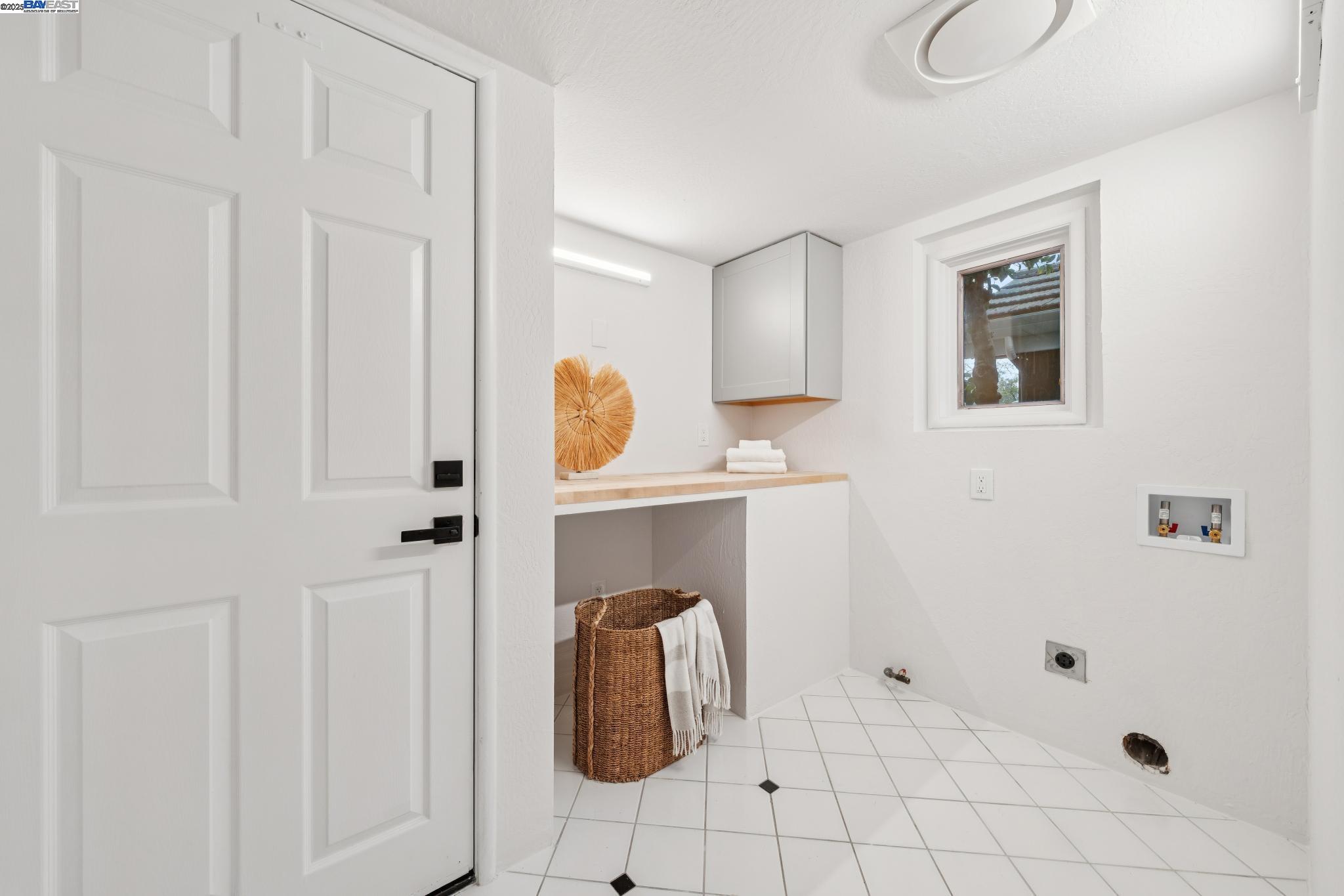 Detail Gallery Image 38 of 60 For 41 Bonita Ct, Walnut Creek,  CA 94595 - 4 Beds | 3 Baths