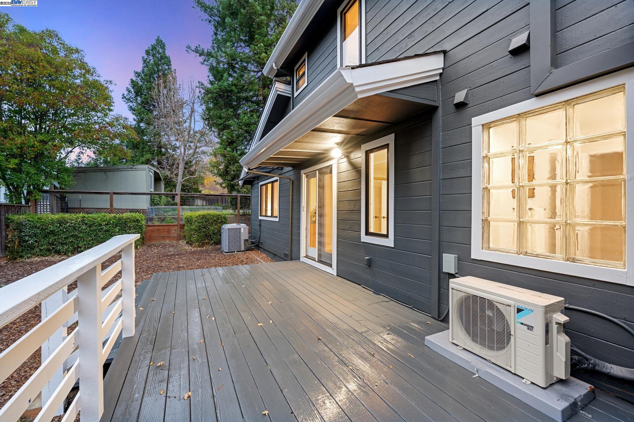 Detail Gallery Image 50 of 60 For 41 Bonita Ct, Walnut Creek,  CA 94595 - 4 Beds | 3 Baths