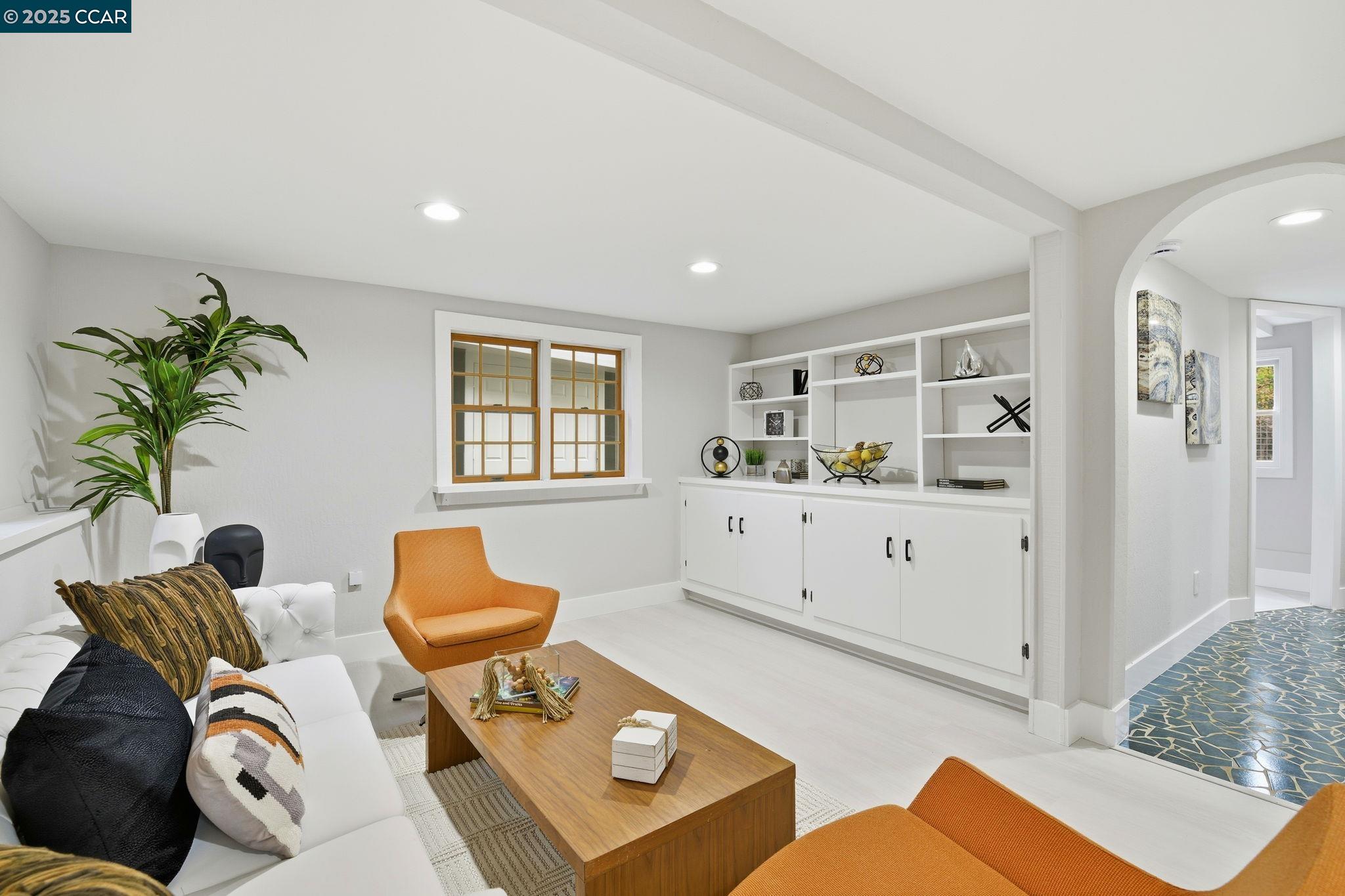 Detail Gallery Image 33 of 42 For 4461 Alhambra Way, Martinez,  CA 94553 - 3 Beds | 2/1 Baths