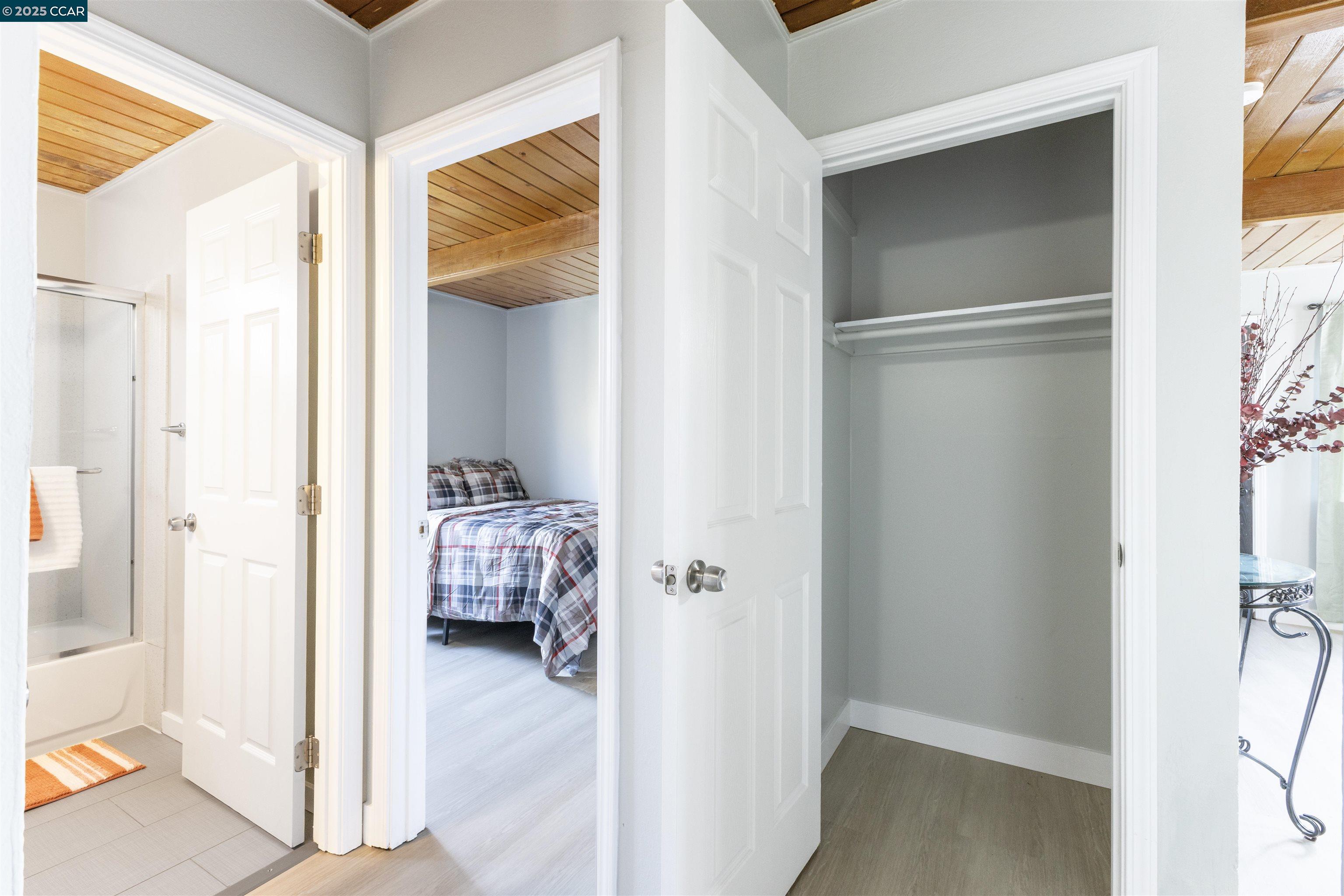 Detail Gallery Image 16 of 43 For 3141 Fairmede Dr, Richmond,  CA 94806 - 4 Beds | 2 Baths