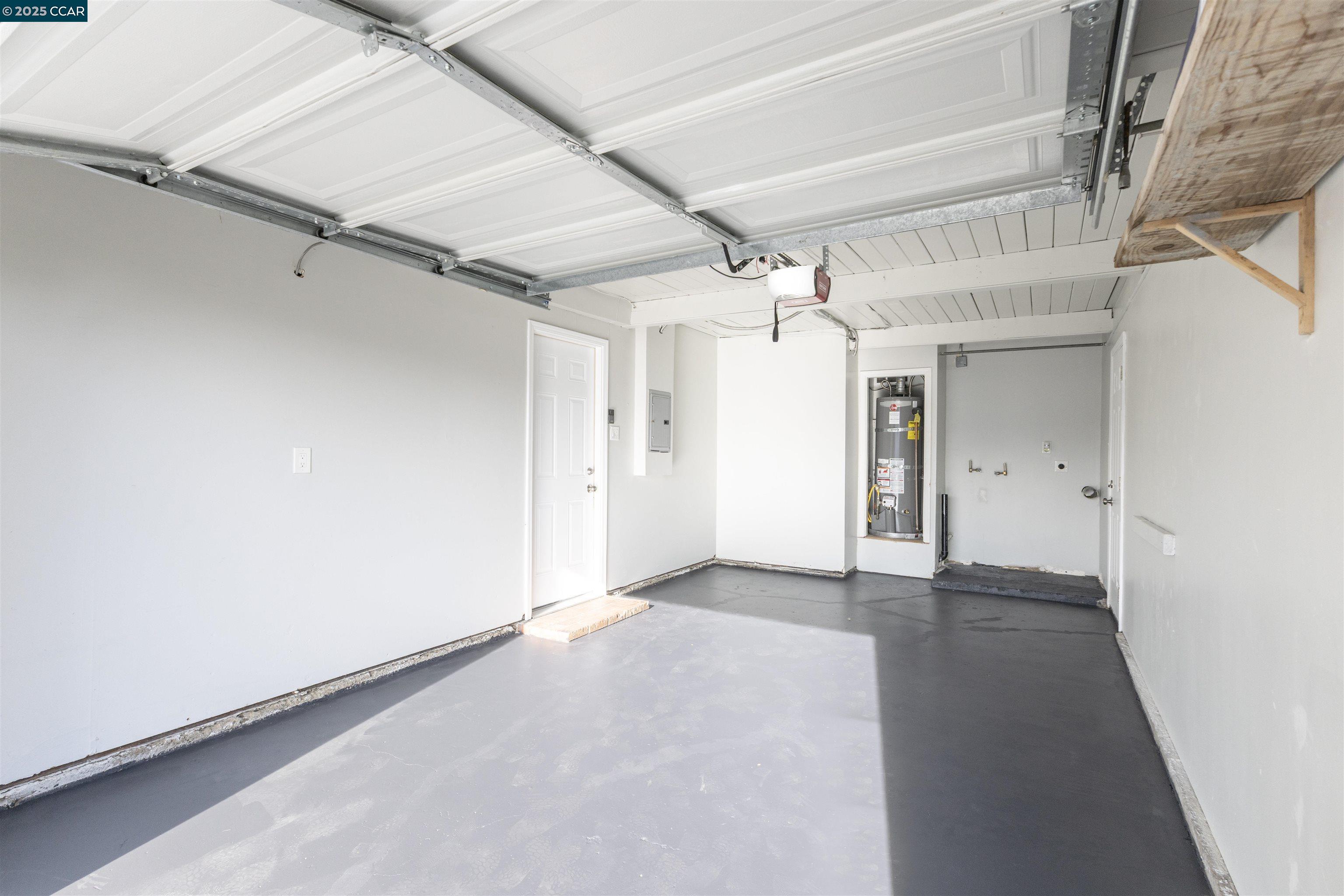 Detail Gallery Image 33 of 43 For 3141 Fairmede Dr, Richmond,  CA 94806 - 4 Beds | 2 Baths