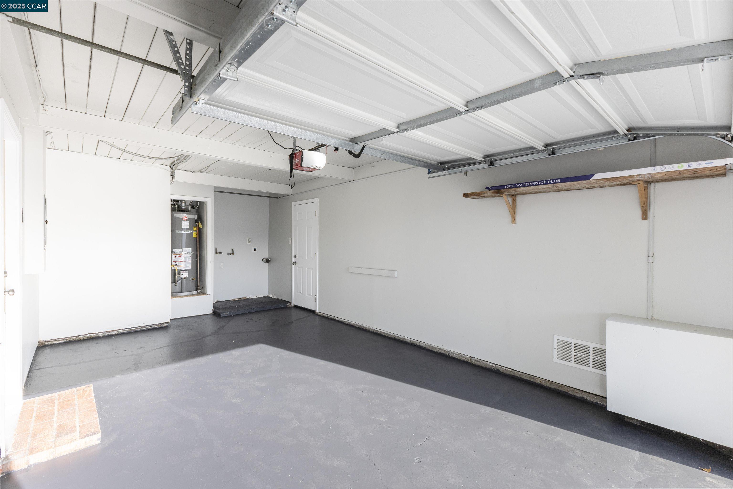 Detail Gallery Image 34 of 43 For 3141 Fairmede Dr, Richmond,  CA 94806 - 4 Beds | 2 Baths