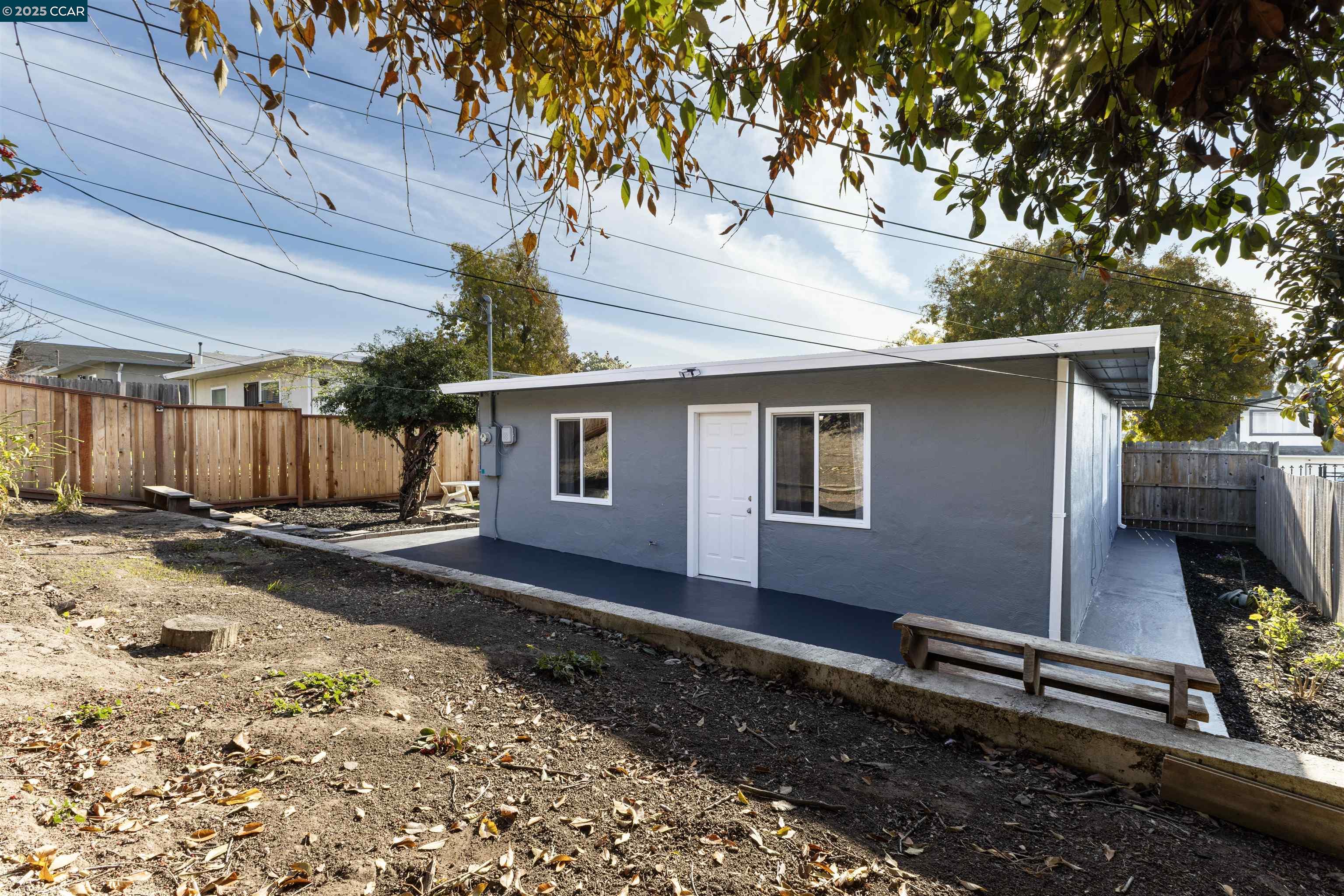 Detail Gallery Image 37 of 43 For 3141 Fairmede Dr, Richmond,  CA 94806 - 4 Beds | 2 Baths