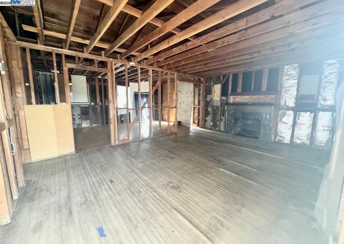 Detail Gallery Image 9 of 16 For 2147 Murphy Dr, San Pablo,  CA 94806 - 3 Beds | 2 Baths