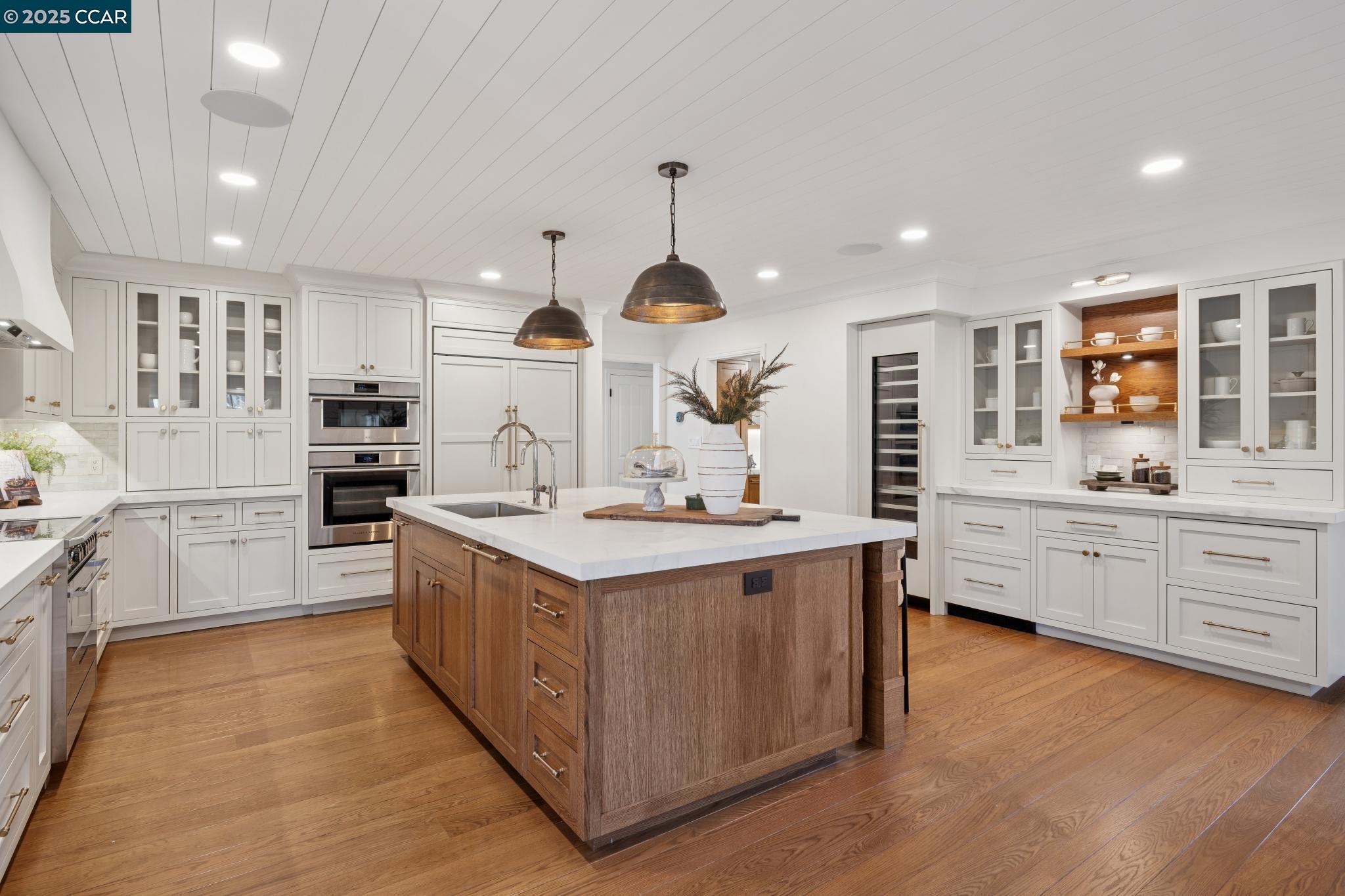 Detail Gallery Image 11 of 60 For 104 Van Ripper Ln, Orinda,  CA 94563 - 6 Beds | 4/1 Baths