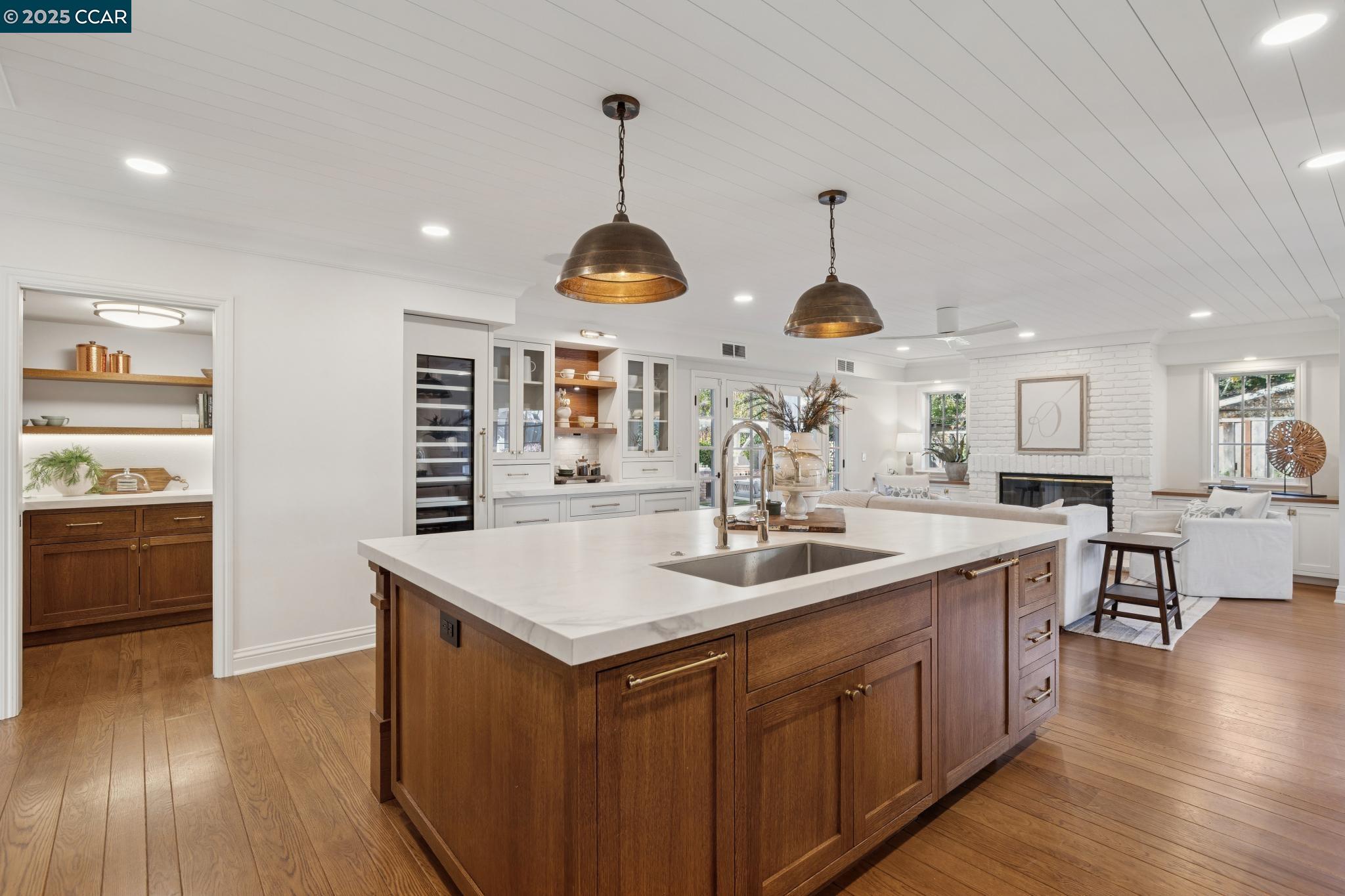 Detail Gallery Image 12 of 60 For 104 Van Ripper Ln, Orinda,  CA 94563 - 6 Beds | 4/1 Baths