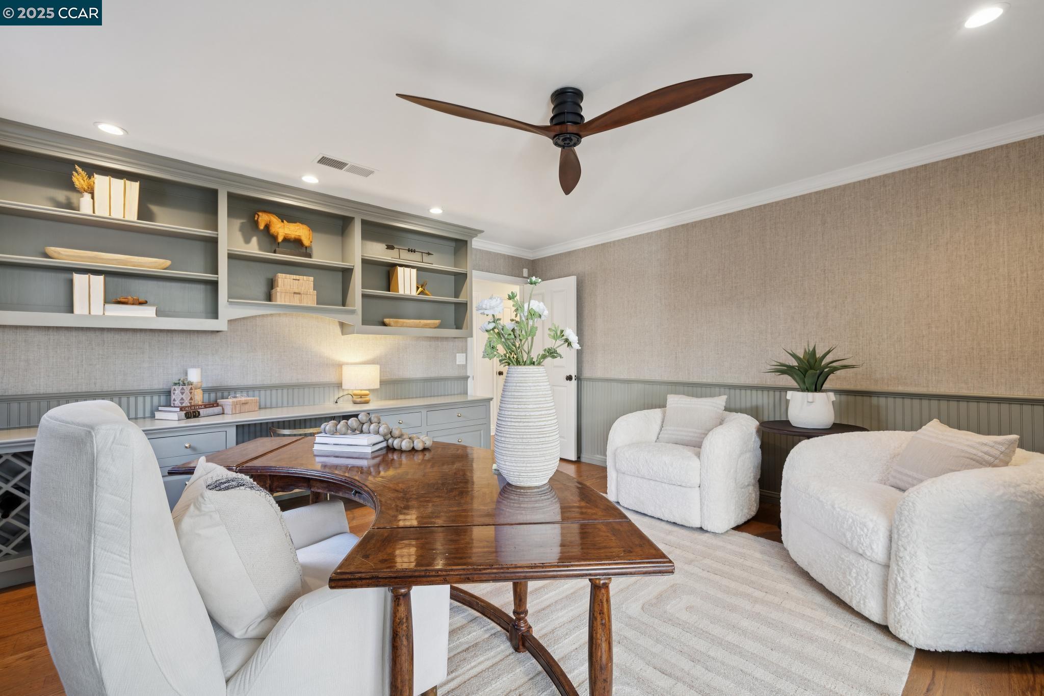 Detail Gallery Image 22 of 60 For 104 Van Ripper Ln, Orinda,  CA 94563 - 6 Beds | 4/1 Baths