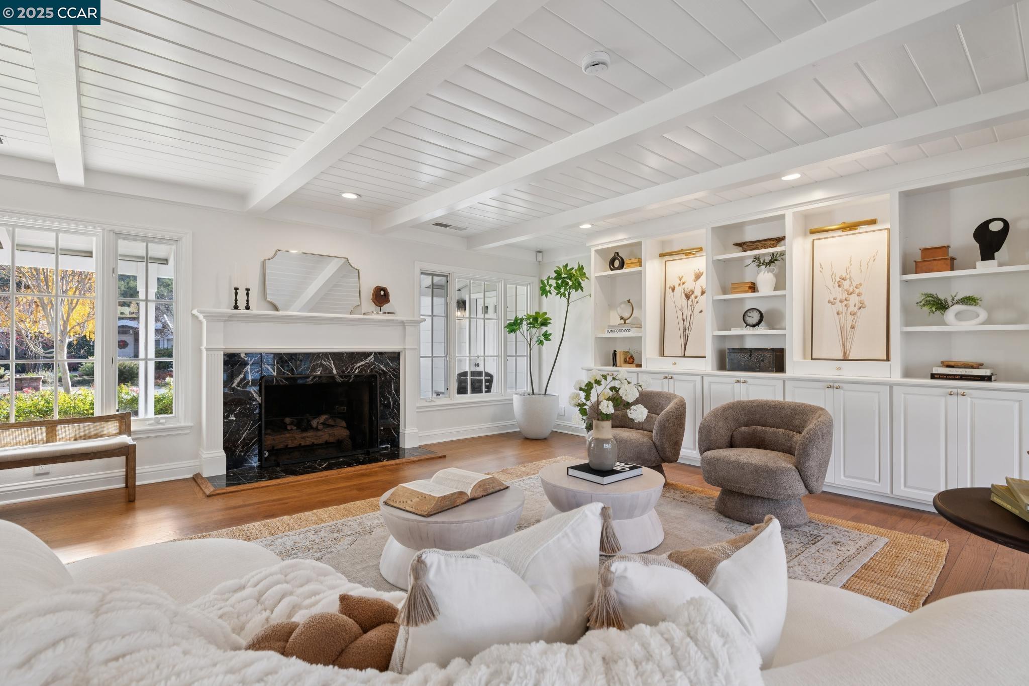 Detail Gallery Image 5 of 60 For 104 Van Ripper Ln, Orinda,  CA 94563 - 6 Beds | 4/1 Baths