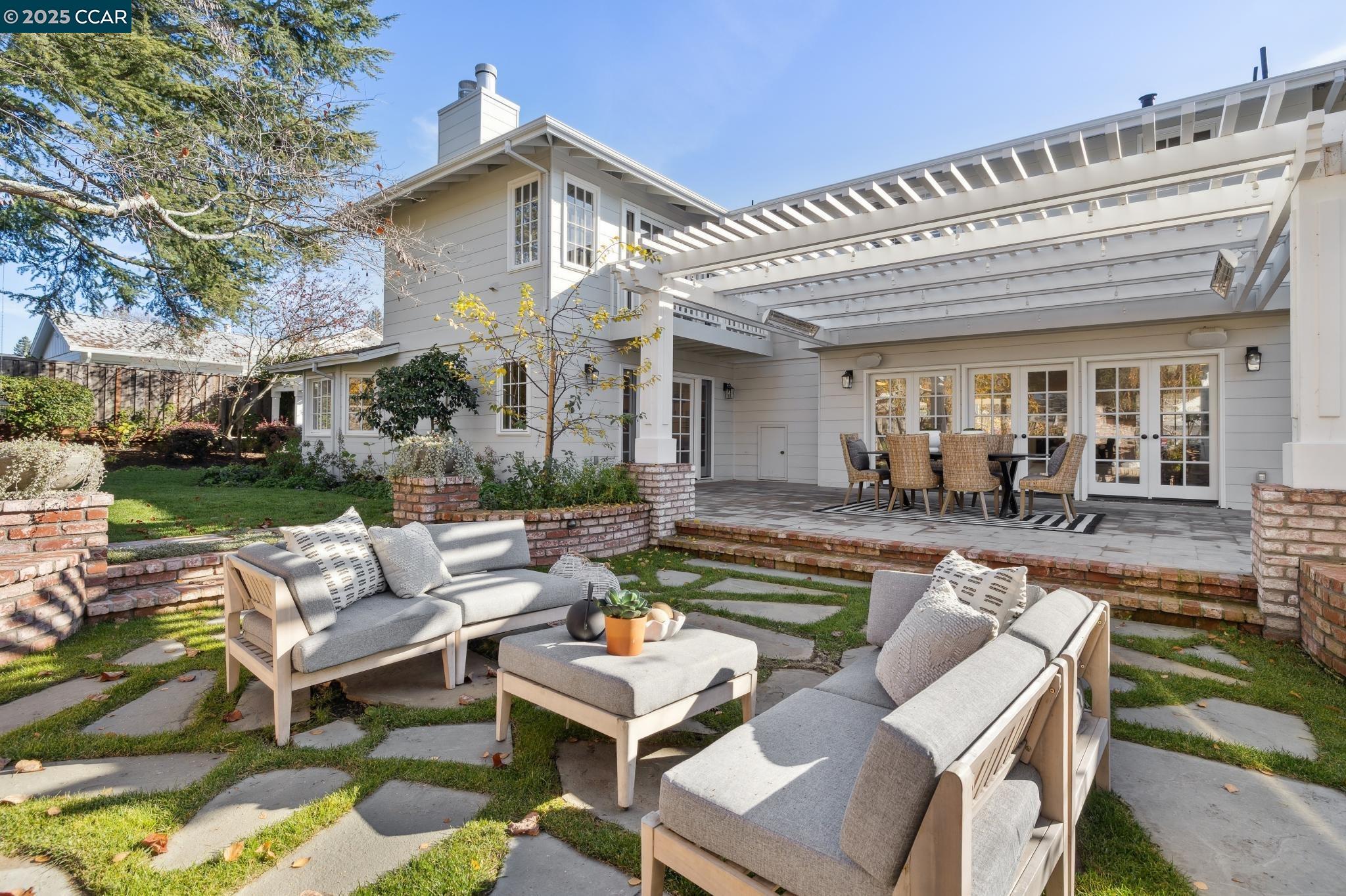 Detail Gallery Image 50 of 60 For 104 Van Ripper Ln, Orinda,  CA 94563 - 6 Beds | 4/1 Baths