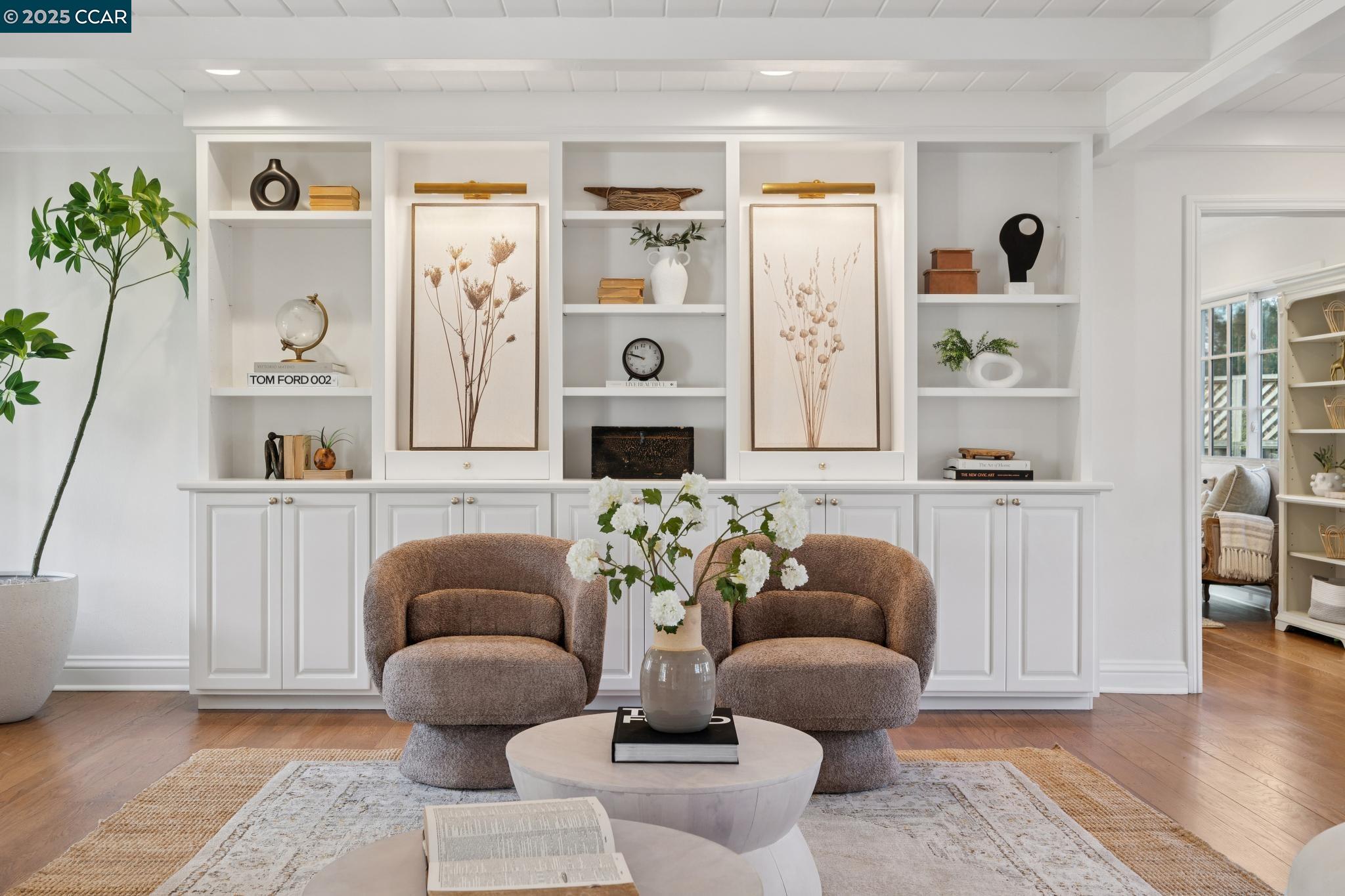 Detail Gallery Image 6 of 60 For 104 Van Ripper Ln, Orinda,  CA 94563 - 6 Beds | 4/1 Baths