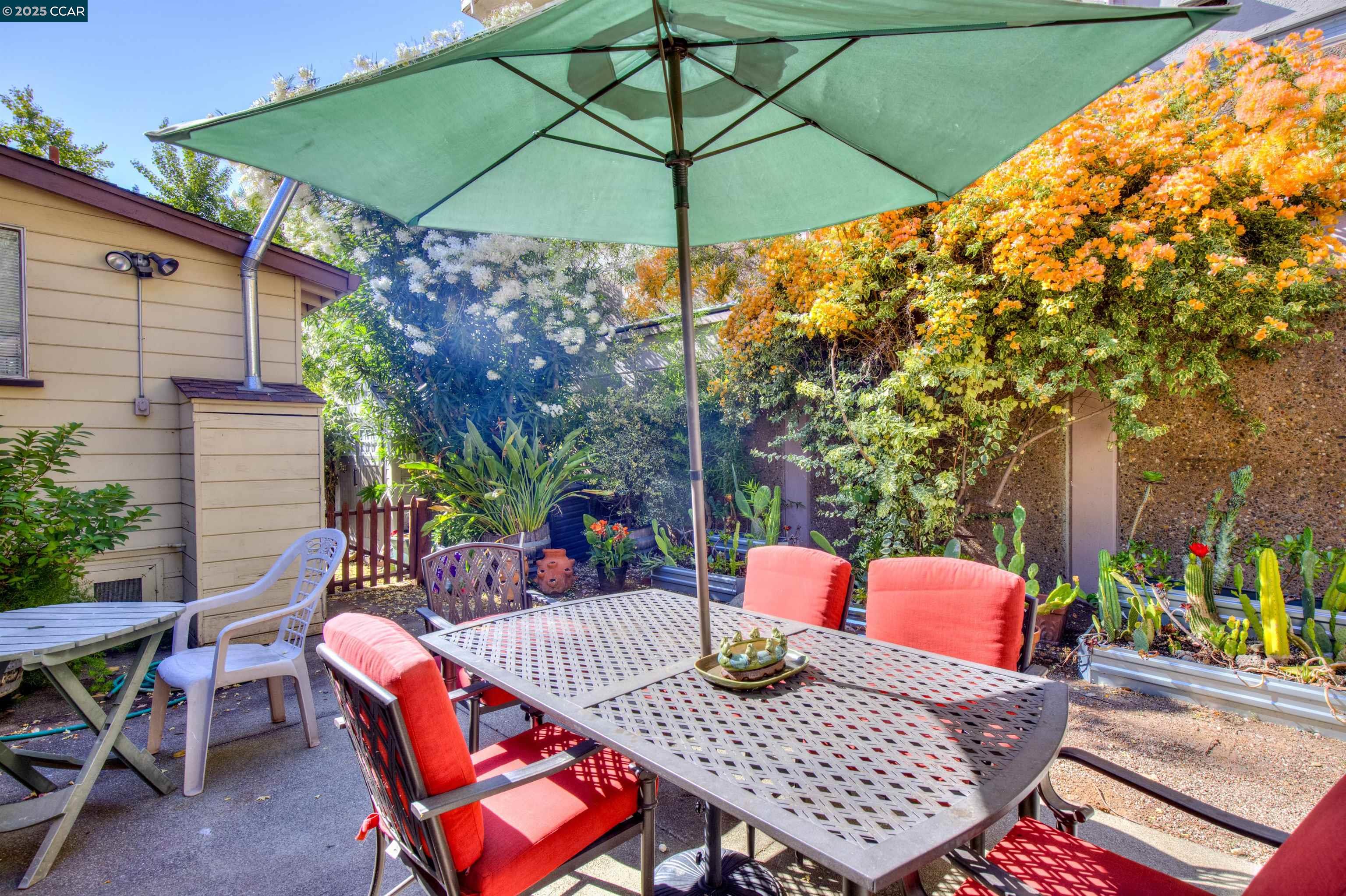 Detail Gallery Image 13 of 30 For Carmel Dr 1 and 2,  Walnut Creek,  CA 94596 - 3 Beds | 2 Baths