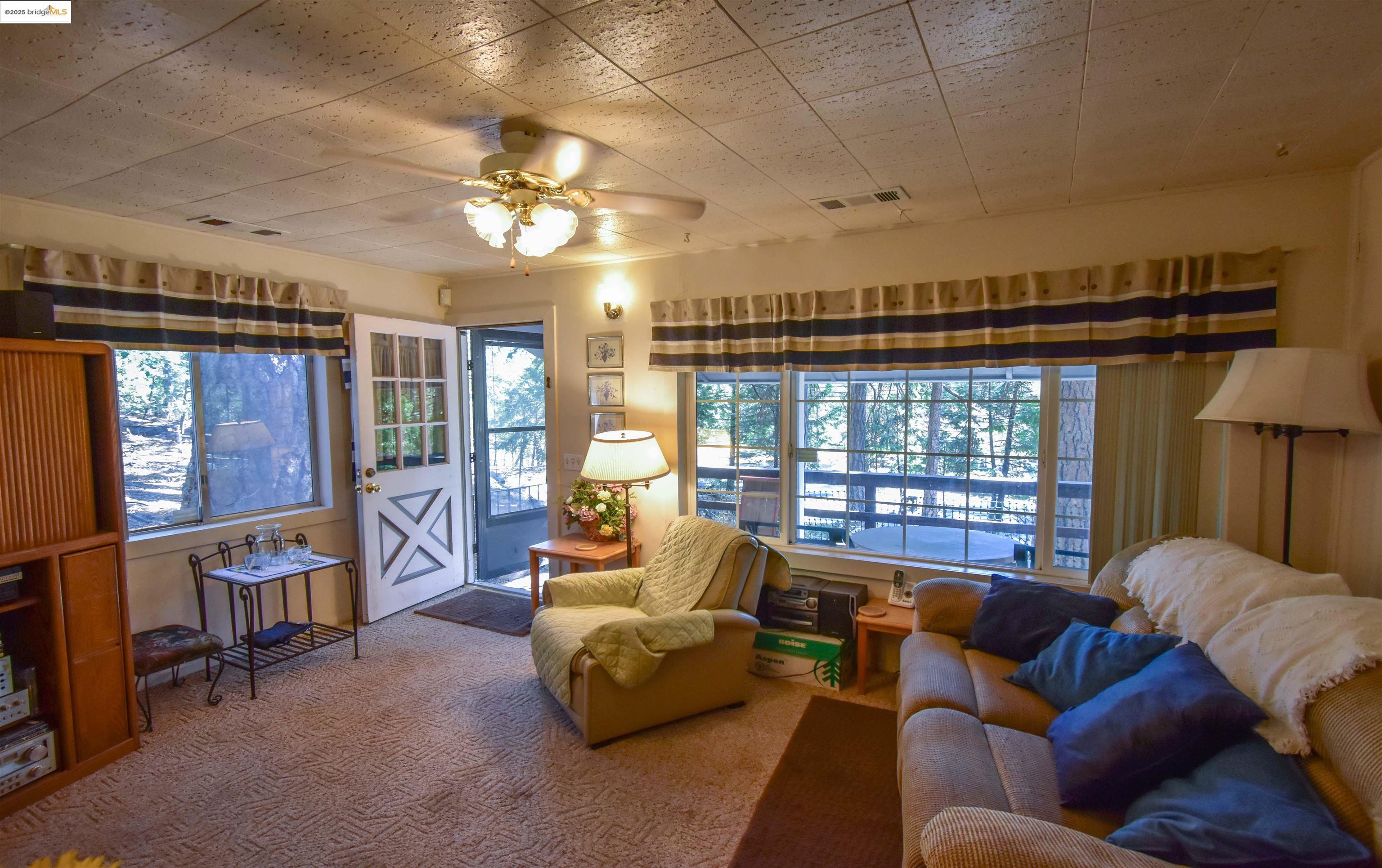 Detail Gallery Image 16 of 36 For 23730 State Highway 108, Twain Harte,  CA 95383 - 3 Beds | 3 Baths