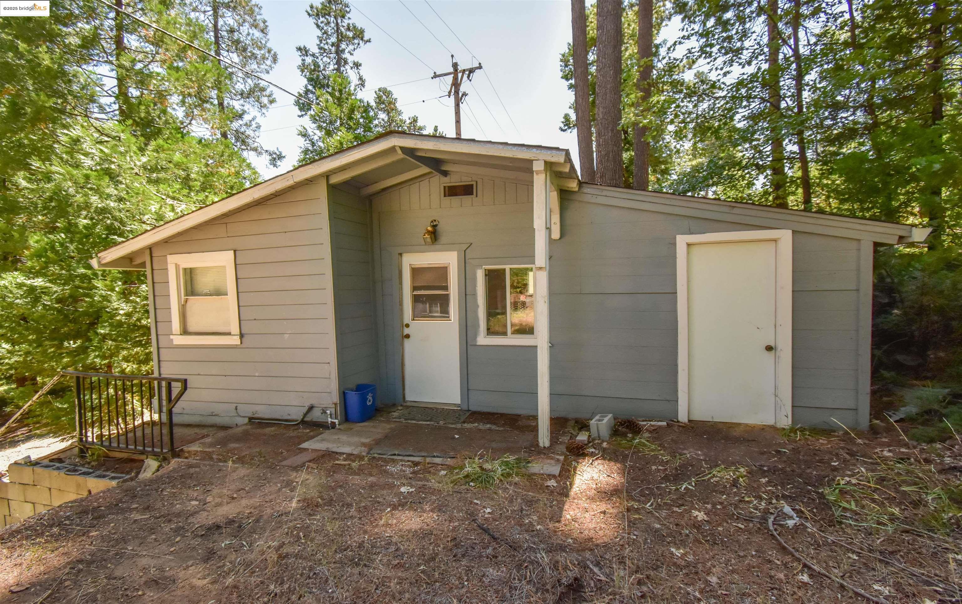 Detail Gallery Image 3 of 36 For 23730 State Highway 108, Twain Harte,  CA 95383 - 3 Beds | 3 Baths