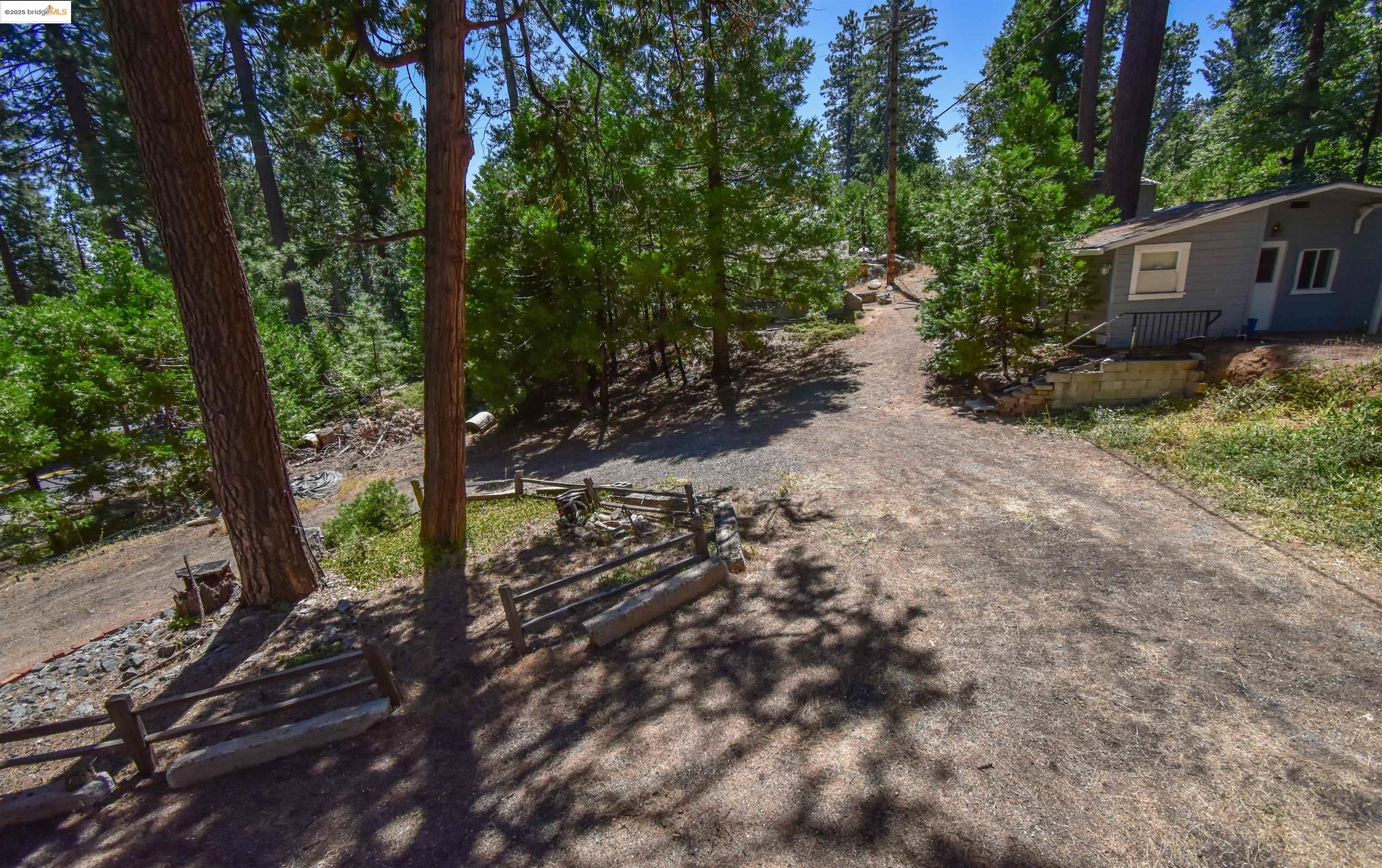 Detail Gallery Image 23 of 28 For 23730 State Highway 108, Twain Harte,  CA 95383 - 3 Beds | 3 Baths