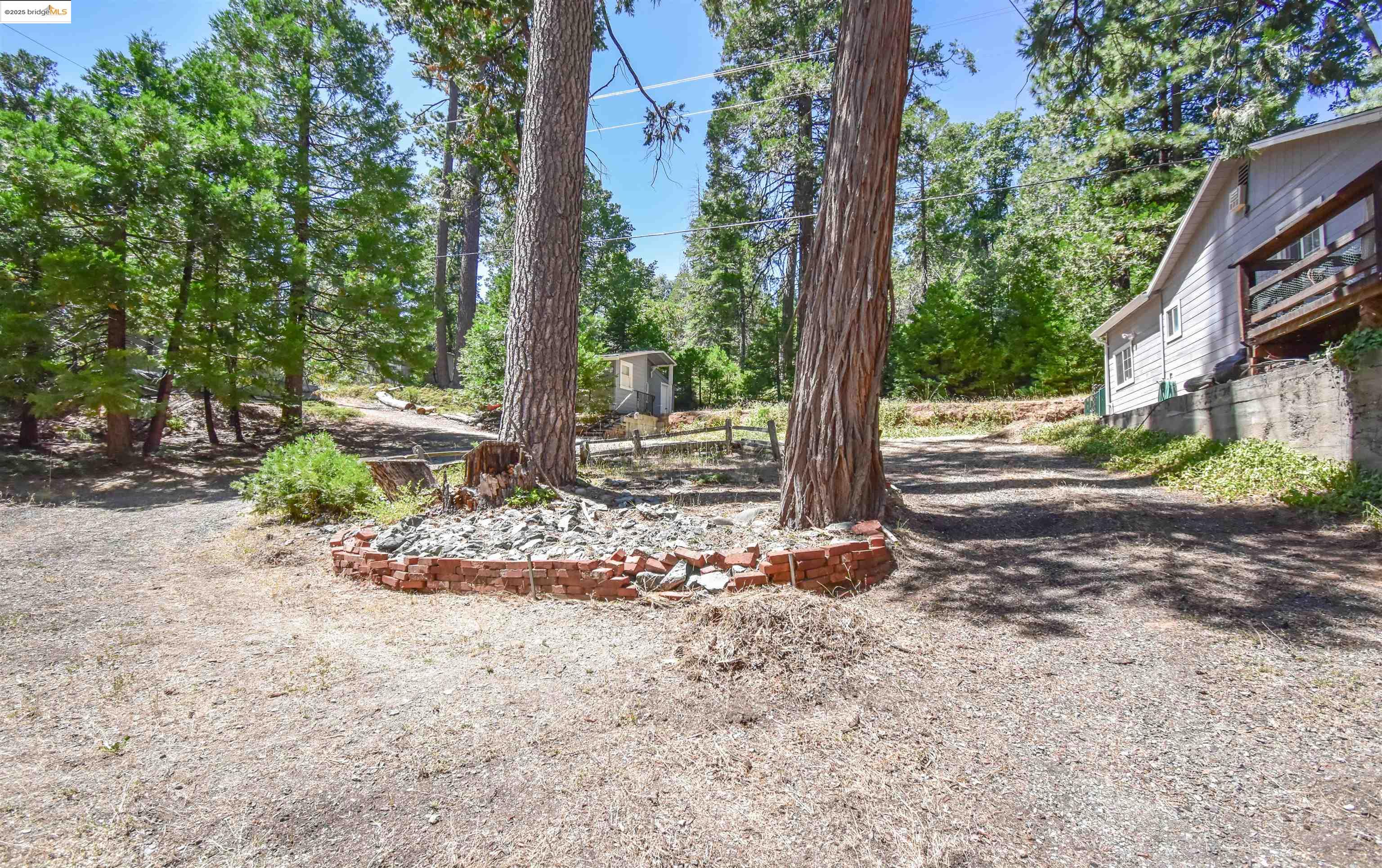 Detail Gallery Image 4 of 36 For 23730 State Highway 108, Twain Harte,  CA 95383 - 3 Beds | 3 Baths