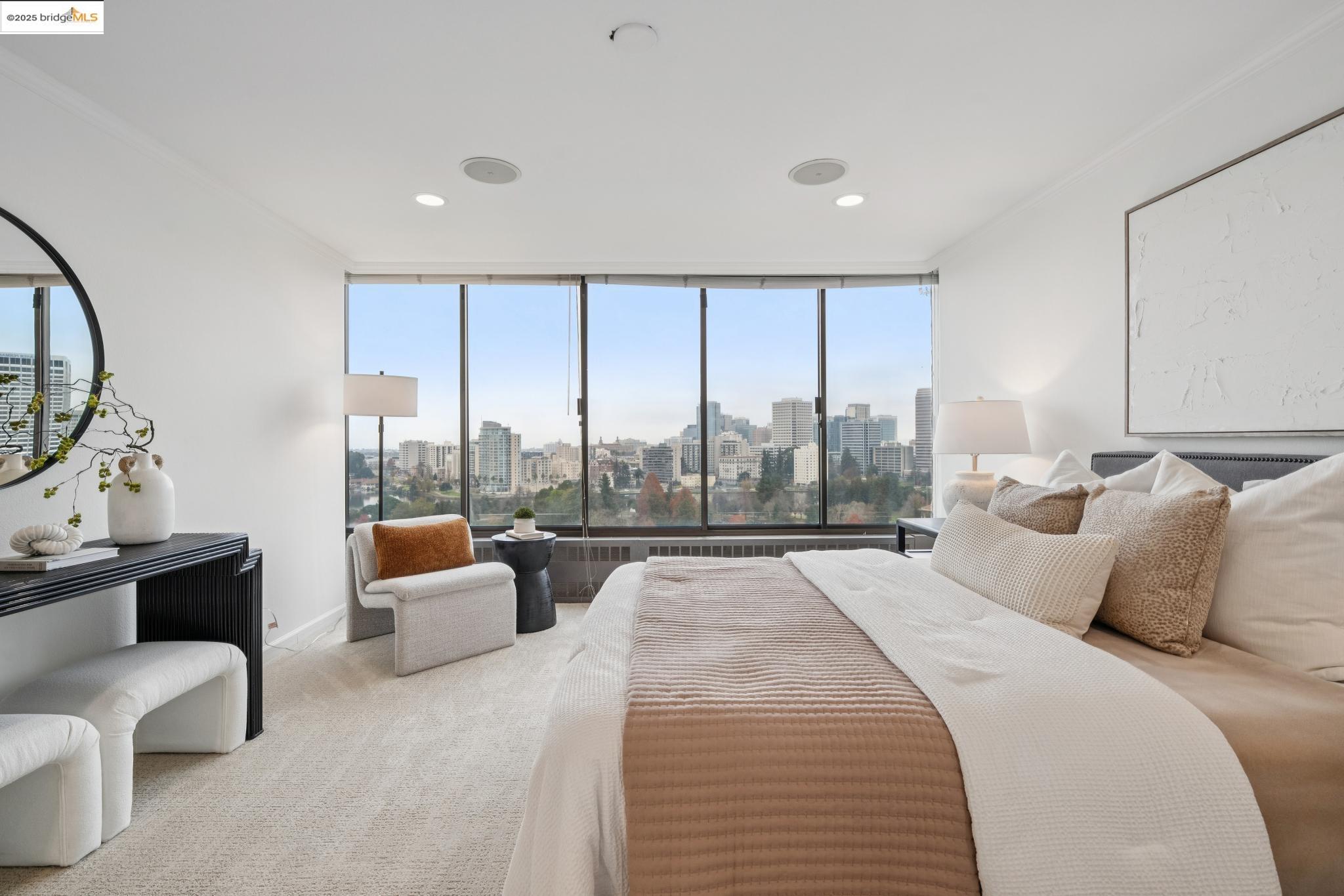 Detail Gallery Image 15 of 42 For 565 Bellevue Ave. #1502,  Oakland,  CA 94610 - 2 Beds | 2 Baths