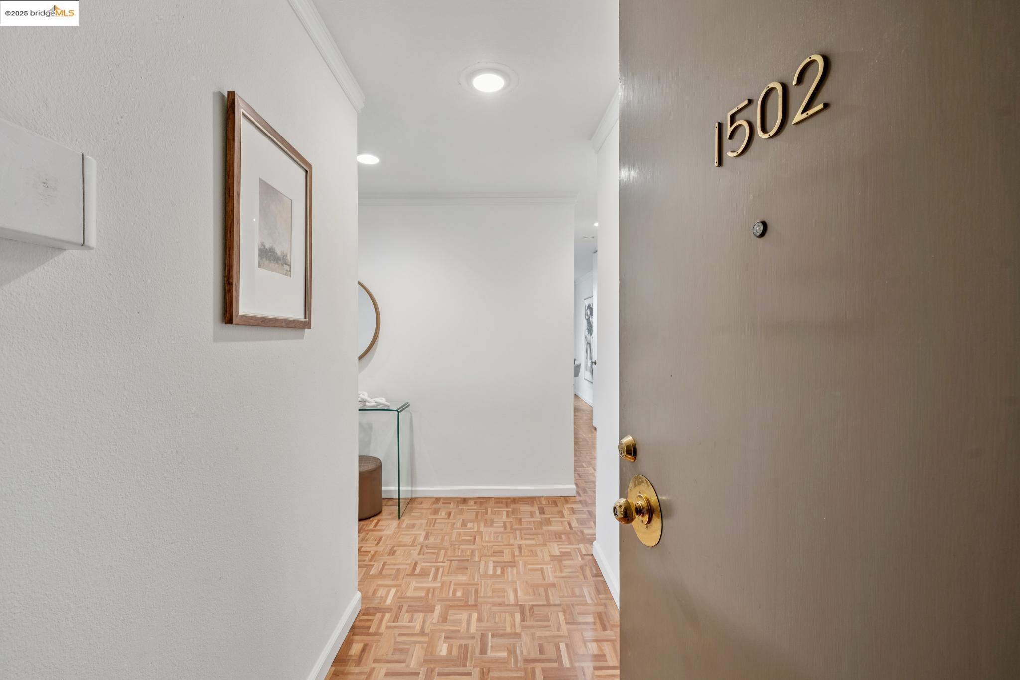 Detail Gallery Image 24 of 42 For 565 Bellevue Ave. #1502,  Oakland,  CA 94610 - 2 Beds | 2 Baths