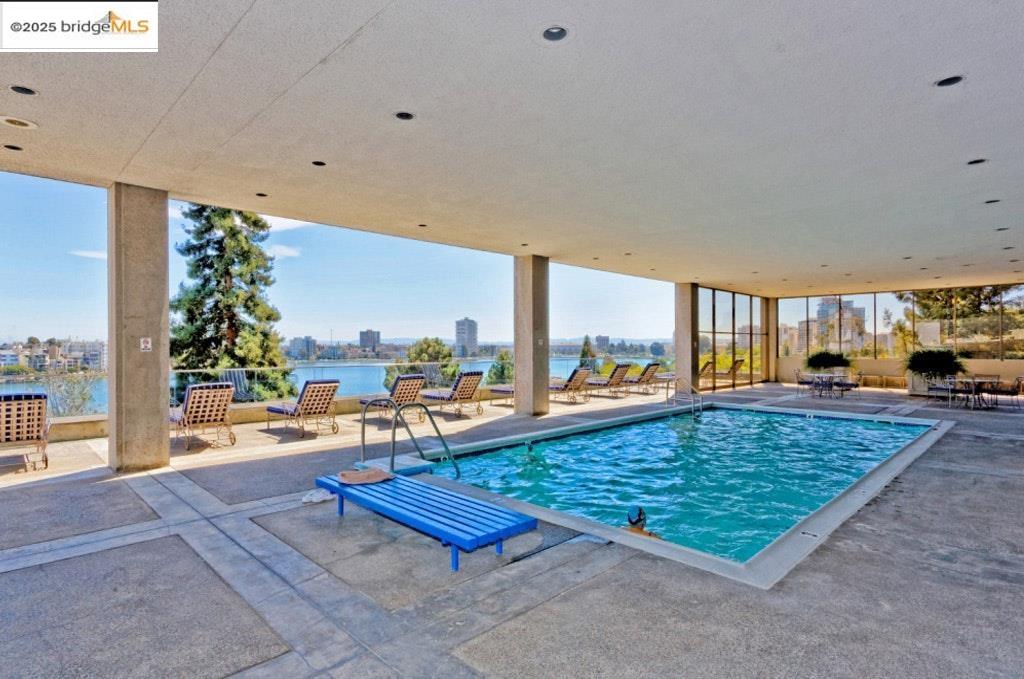 Detail Gallery Image 25 of 42 For 565 Bellevue Ave. #1502,  Oakland,  CA 94610 - 2 Beds | 2 Baths