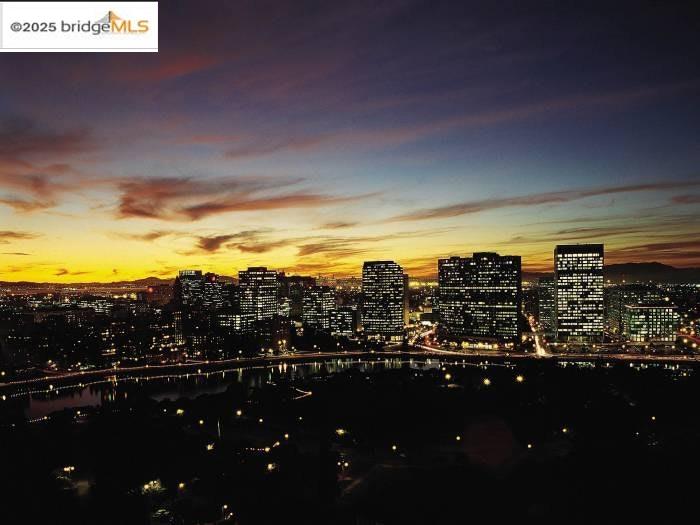 Detail Gallery Image 34 of 42 For 565 Bellevue Ave. #1502,  Oakland,  CA 94610 - 2 Beds | 2 Baths