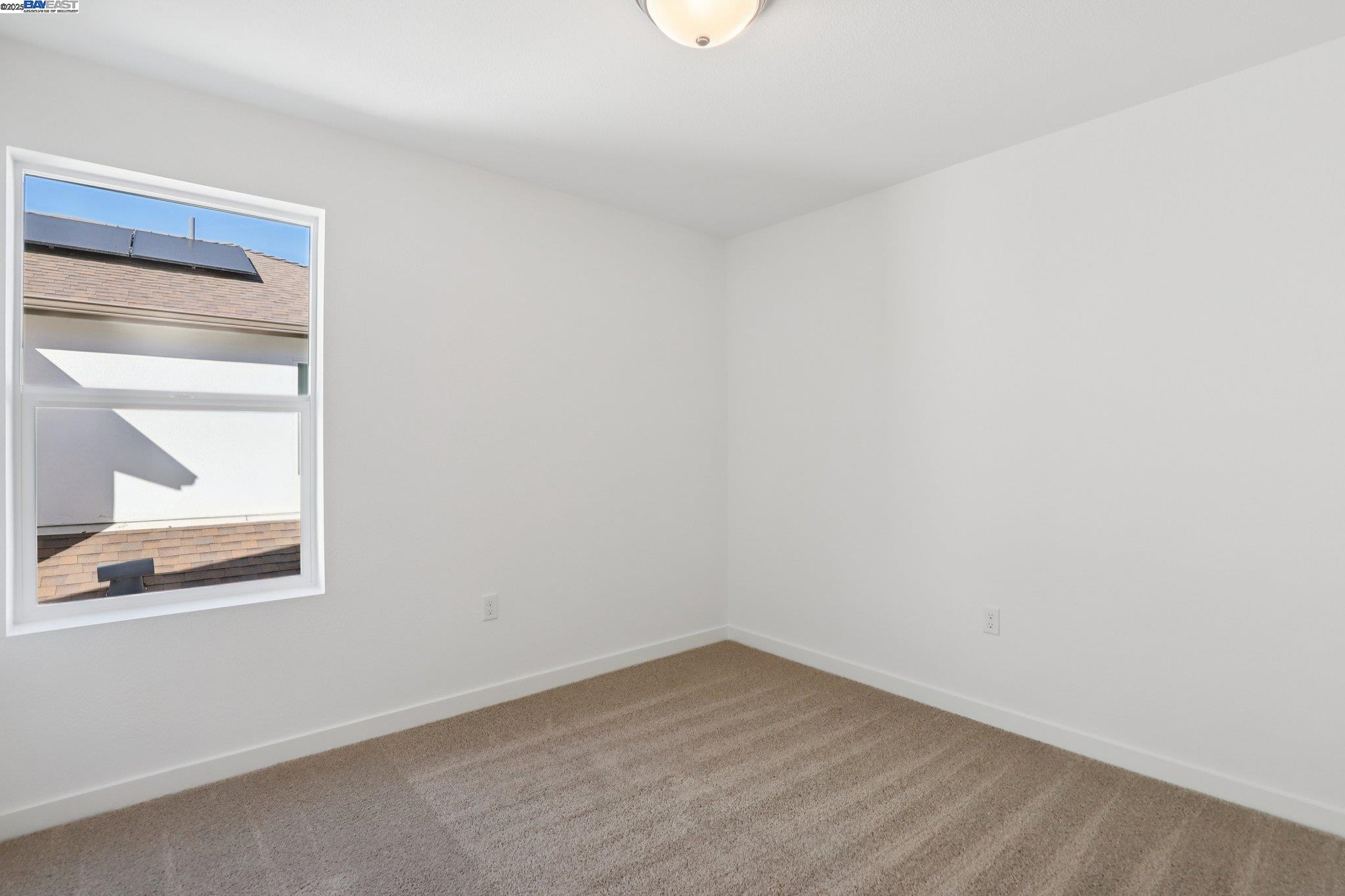Detail Gallery Image 18 of 30 For 863 Pecan Tree Ln, Galt,  CA 95632 - 3 Beds | 2/1 Baths
