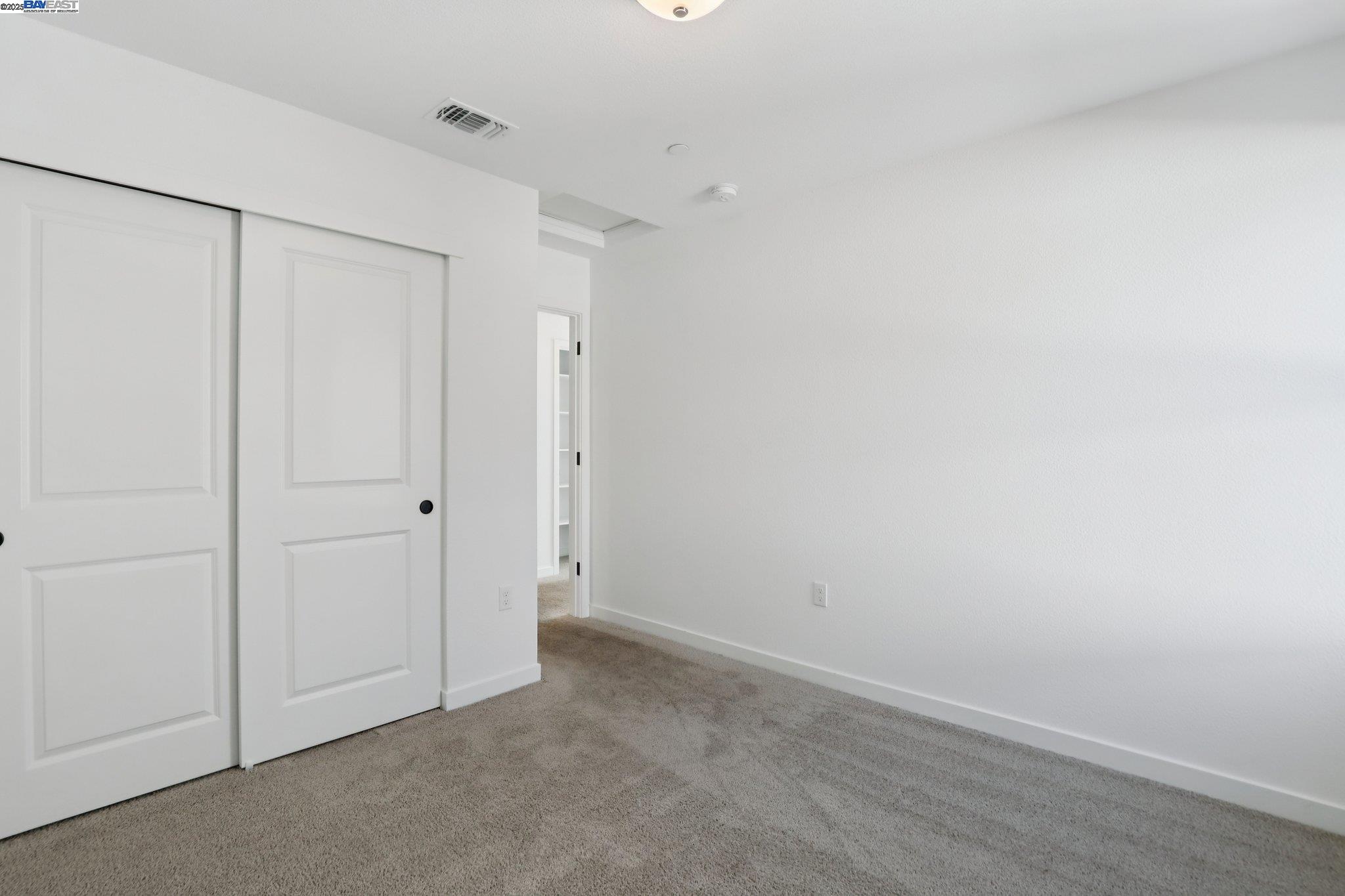 Detail Gallery Image 19 of 30 For 863 Pecan Tree Ln, Galt,  CA 95632 - 3 Beds | 2/1 Baths