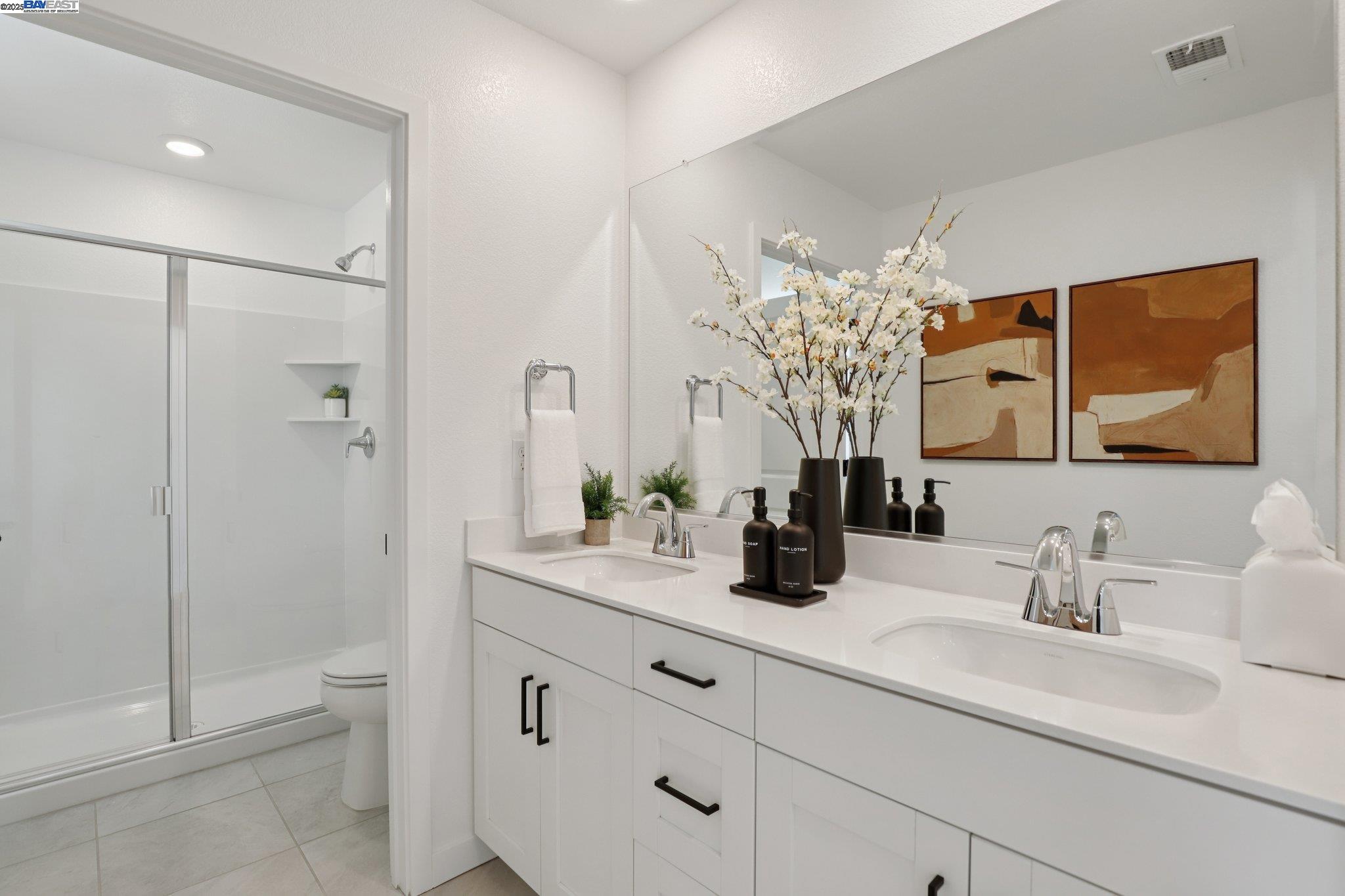 Detail Gallery Image 22 of 30 For 863 Pecan Tree Ln, Galt,  CA 95632 - 3 Beds | 2/1 Baths