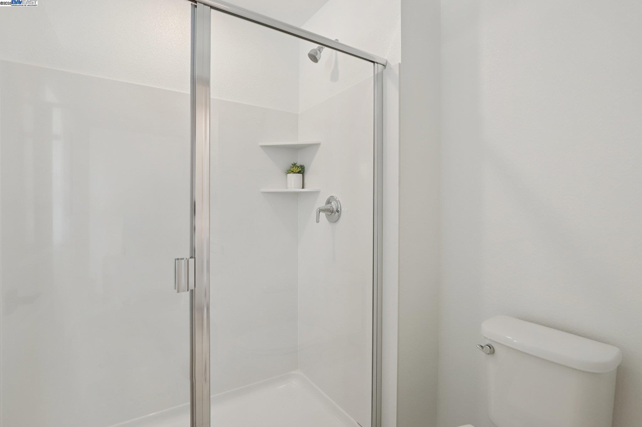 Detail Gallery Image 23 of 30 For 863 Pecan Tree Ln, Galt,  CA 95632 - 3 Beds | 2/1 Baths