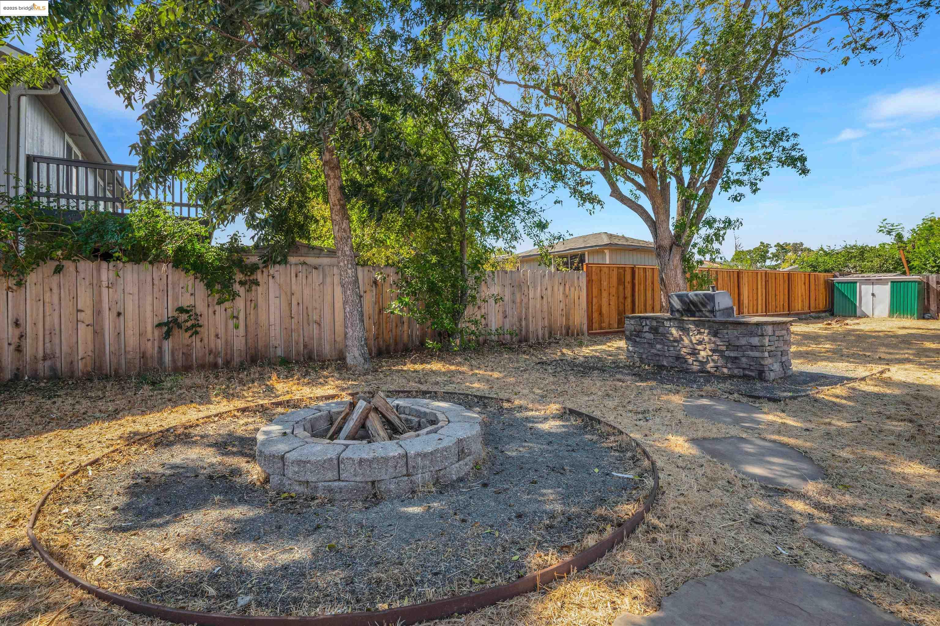Detail Gallery Image 32 of 32 For 4 Wightman, Antioch,  CA 94509 - 3 Beds | 1 Baths