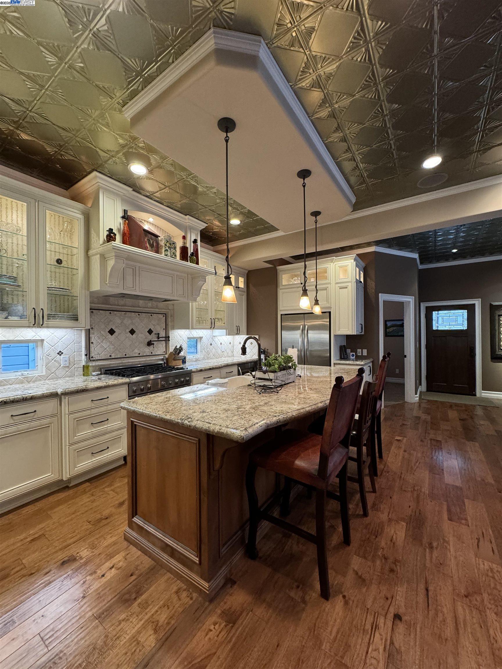 Detail Gallery Image 12 of 32 For 4536 1st St, Pleasanton,  CA 94566 - 2 Beds | 2 Baths