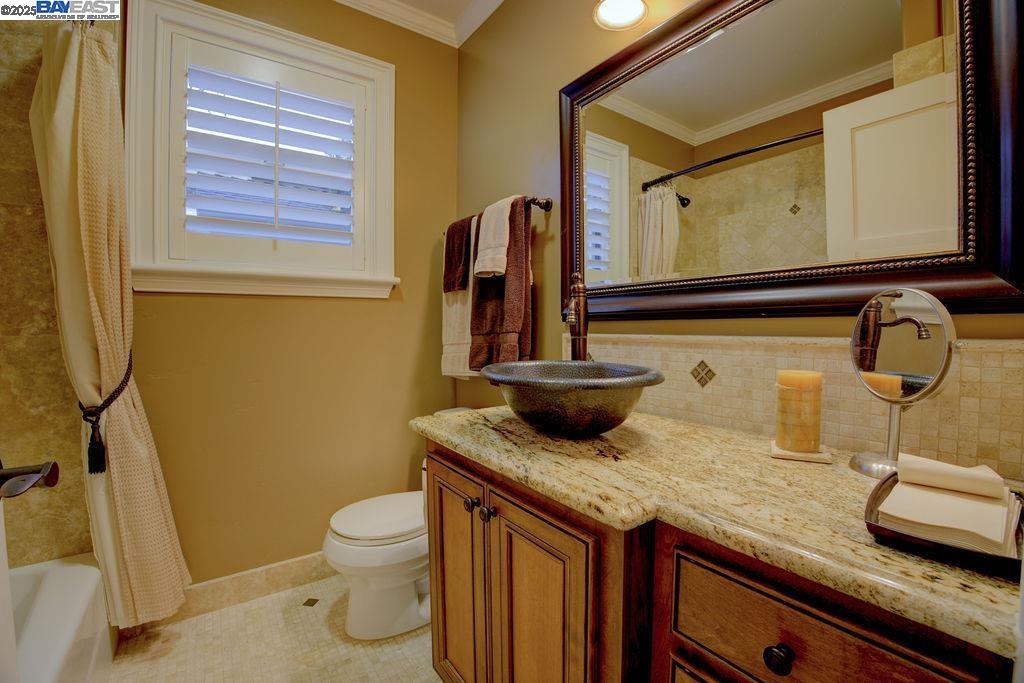 Detail Gallery Image 13 of 32 For 4536 1st St, Pleasanton,  CA 94566 - 2 Beds | 2 Baths
