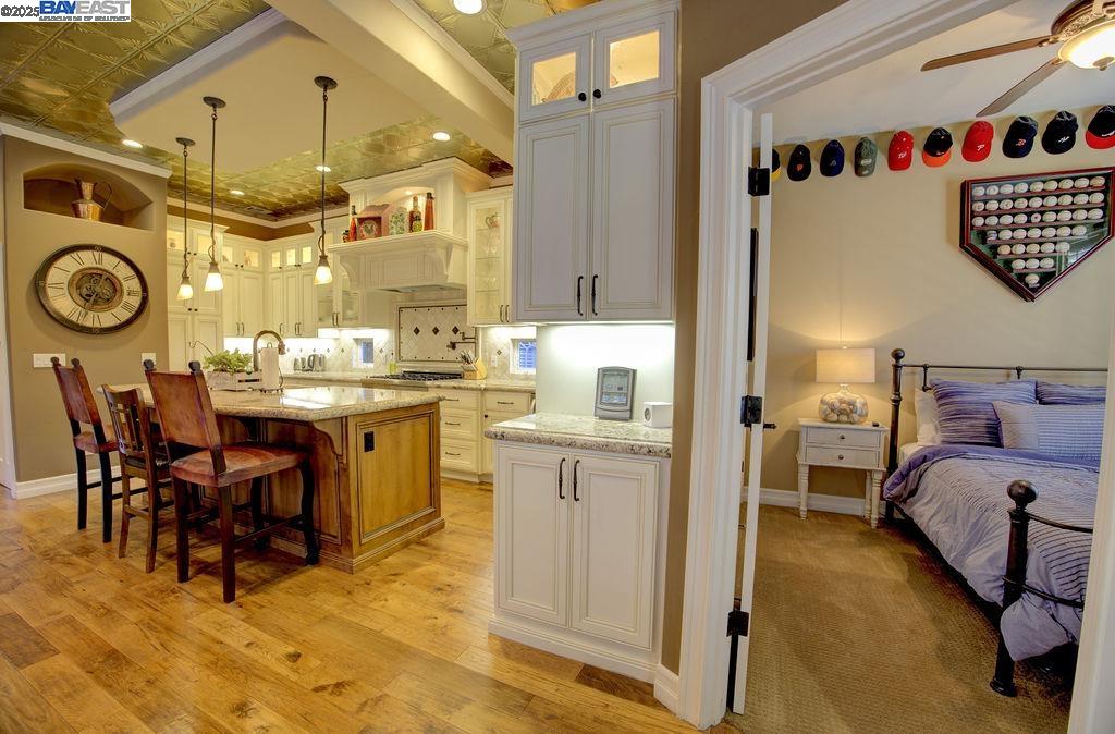 Detail Gallery Image 4 of 32 For 4536 1st St, Pleasanton,  CA 94566 - 2 Beds | 2 Baths