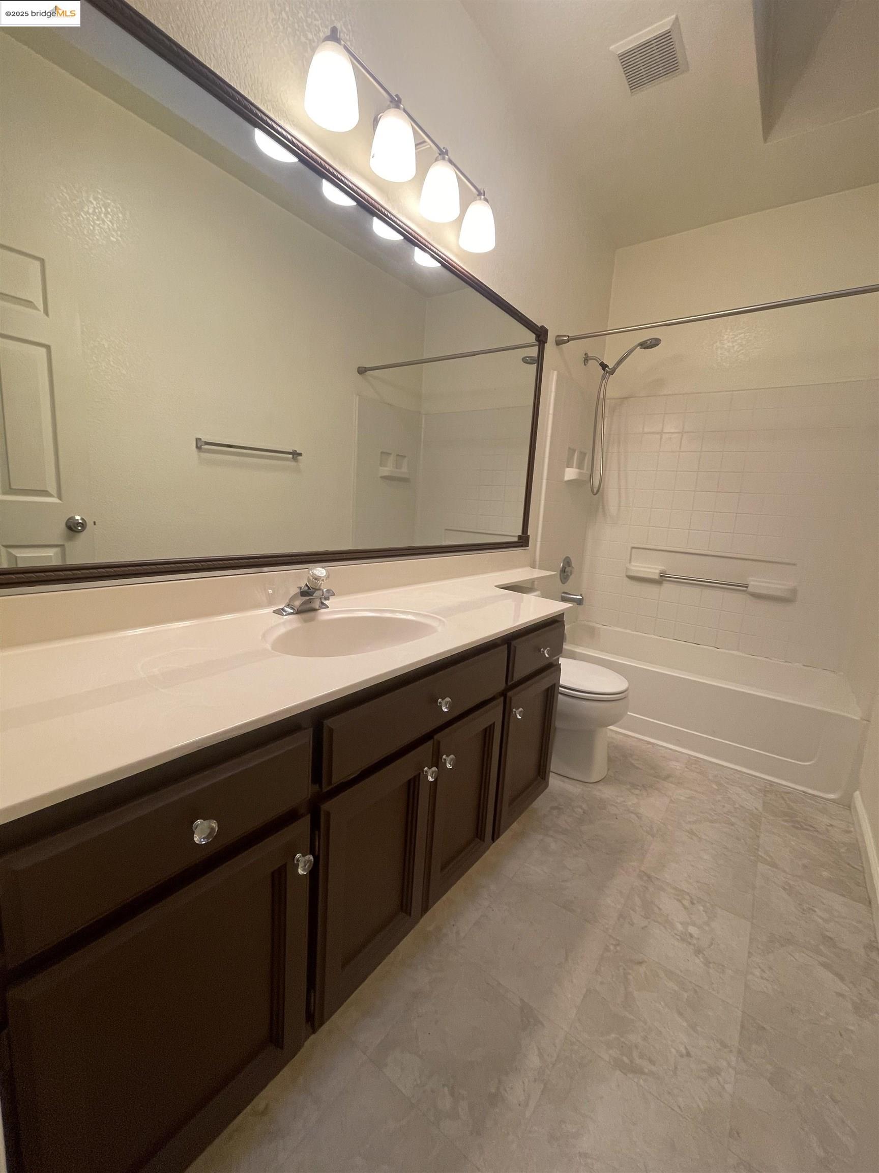 Detail Gallery Image 25 of 33 For 8636 Carlin Ave, Sacramento,  CA 95823 - 3 Beds | 2 Baths