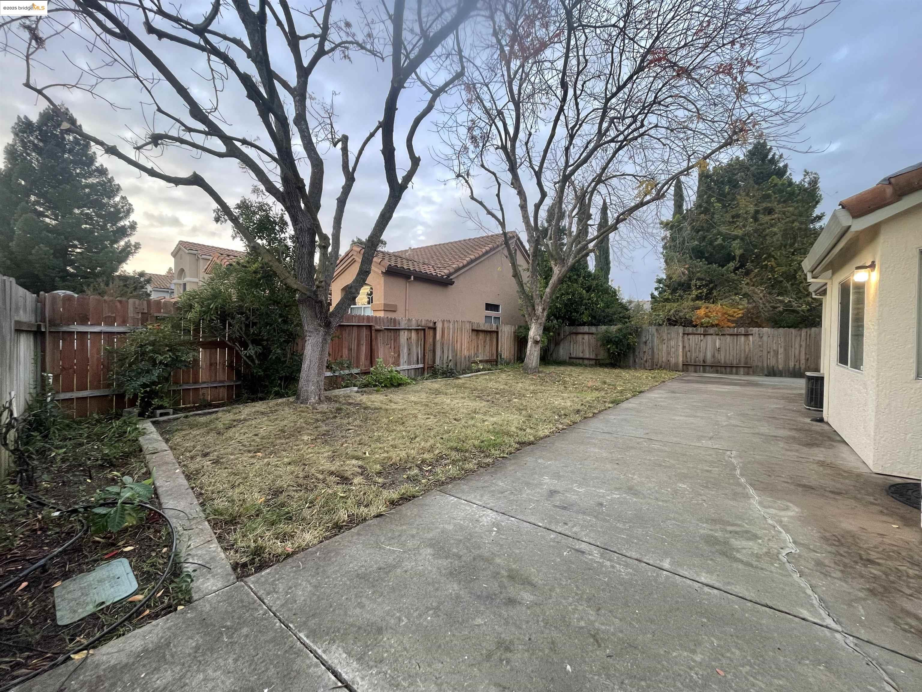 Detail Gallery Image 31 of 33 For 8636 Carlin Ave, Sacramento,  CA 95823 - 3 Beds | 2 Baths