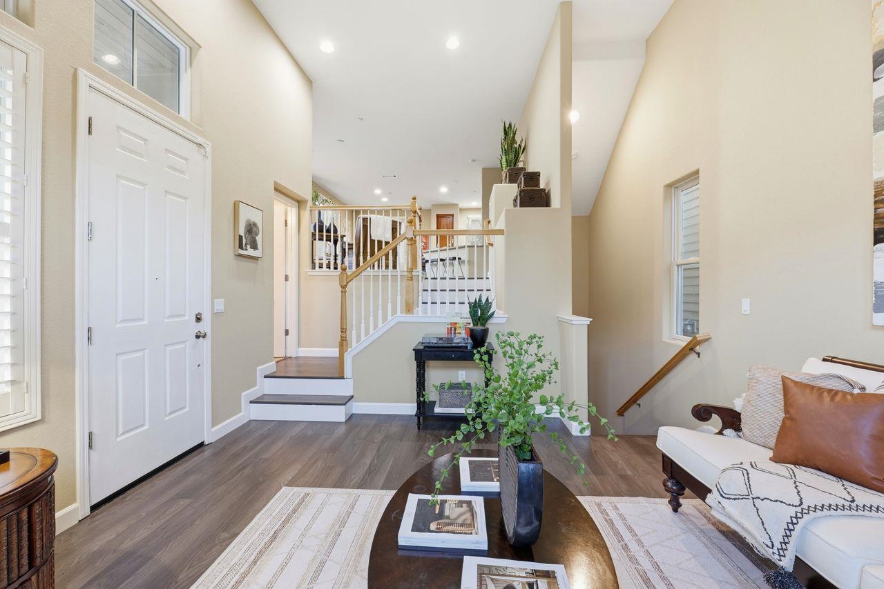 Detail Gallery Image 20 of 51 For 2054 Clark St, Hercules,  CA 94547 - 3 Beds | 2/1 Baths