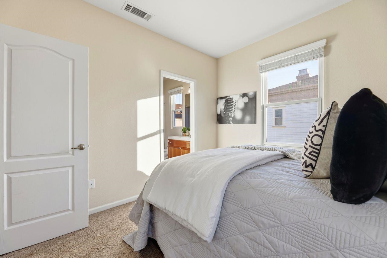 Detail Gallery Image 30 of 51 For 2054 Clark St, Hercules,  CA 94547 - 3 Beds | 2/1 Baths