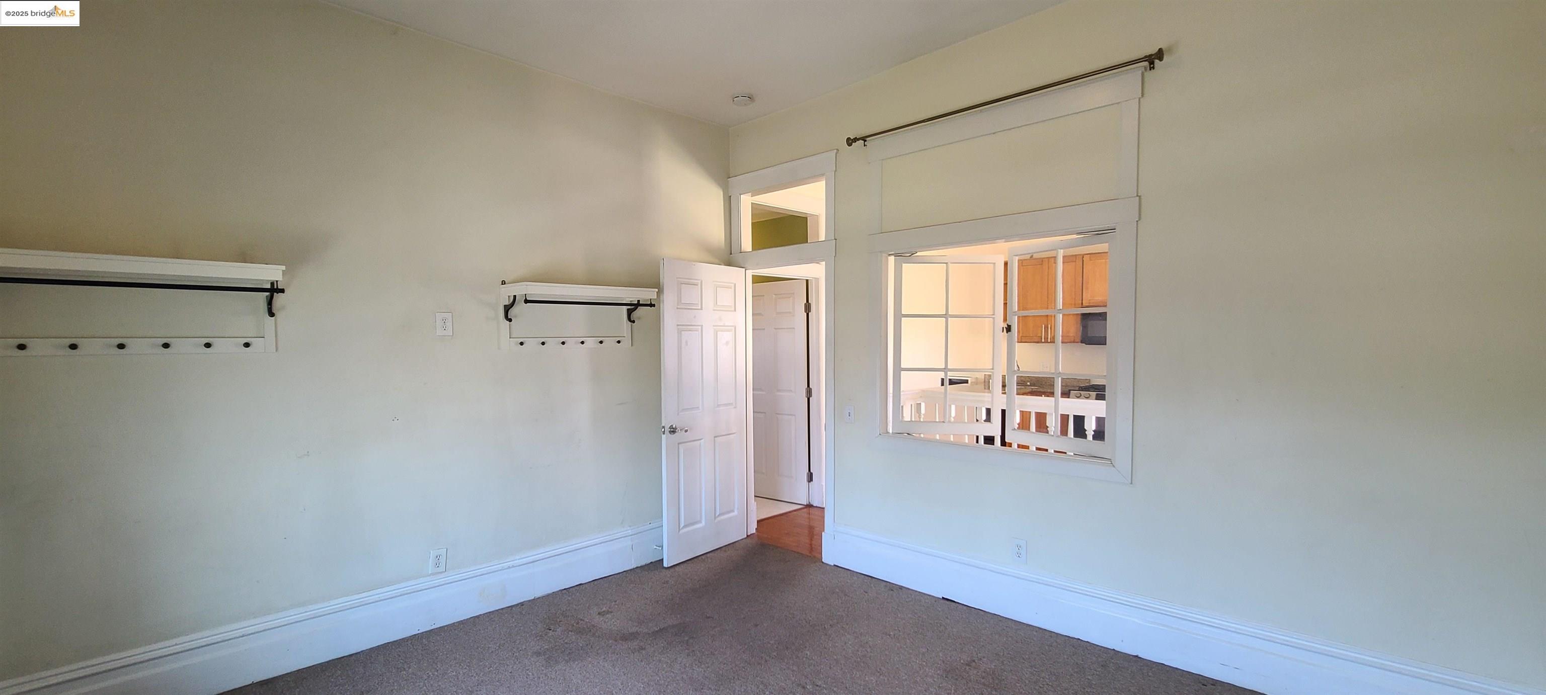 Detail Gallery Image 13 of 55 For 2825 Market St, Oakland,  CA 94608 - – Beds | – Baths
